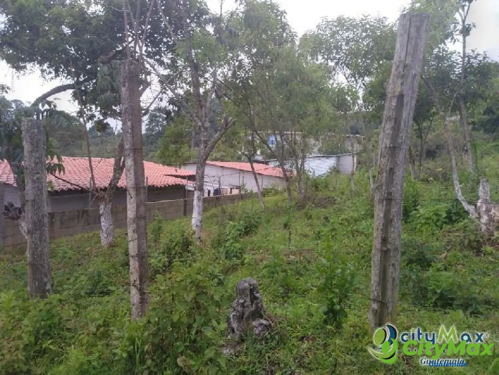 En alquiler terreno en San Bartolomé Milpas  - foto 2