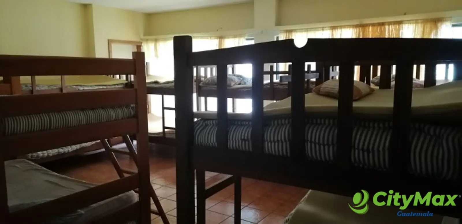 Venta Chalet terreno grande Amatitlan 10000 vrs - foto 8