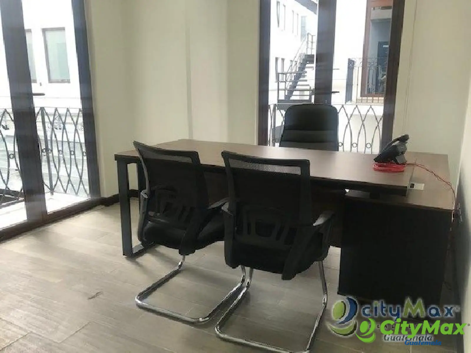 Oficina en renta ubicadas en zona 16 - foto 7
