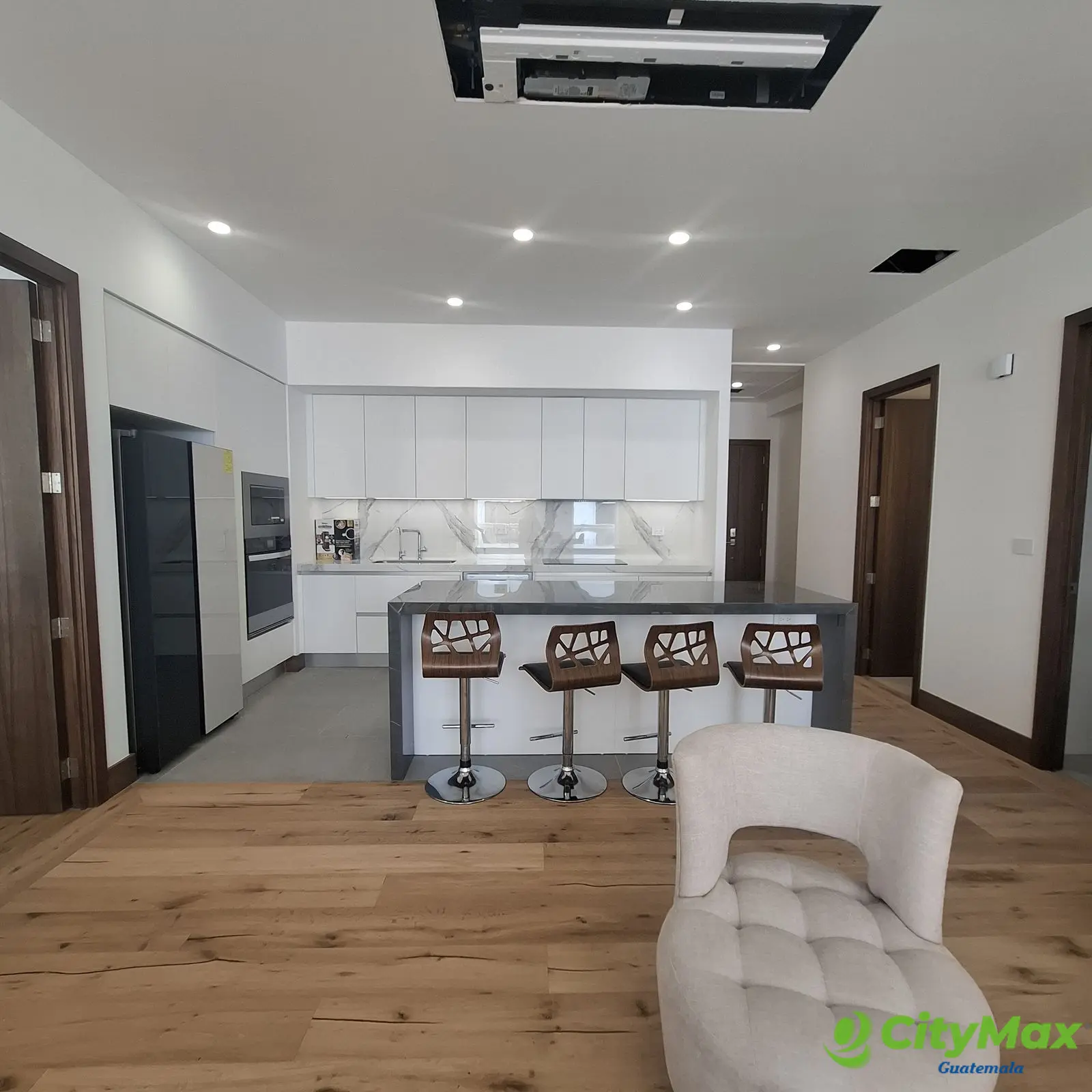 Apartamento amueblado en renta Altezza zona 16 Cayalá - foto 2