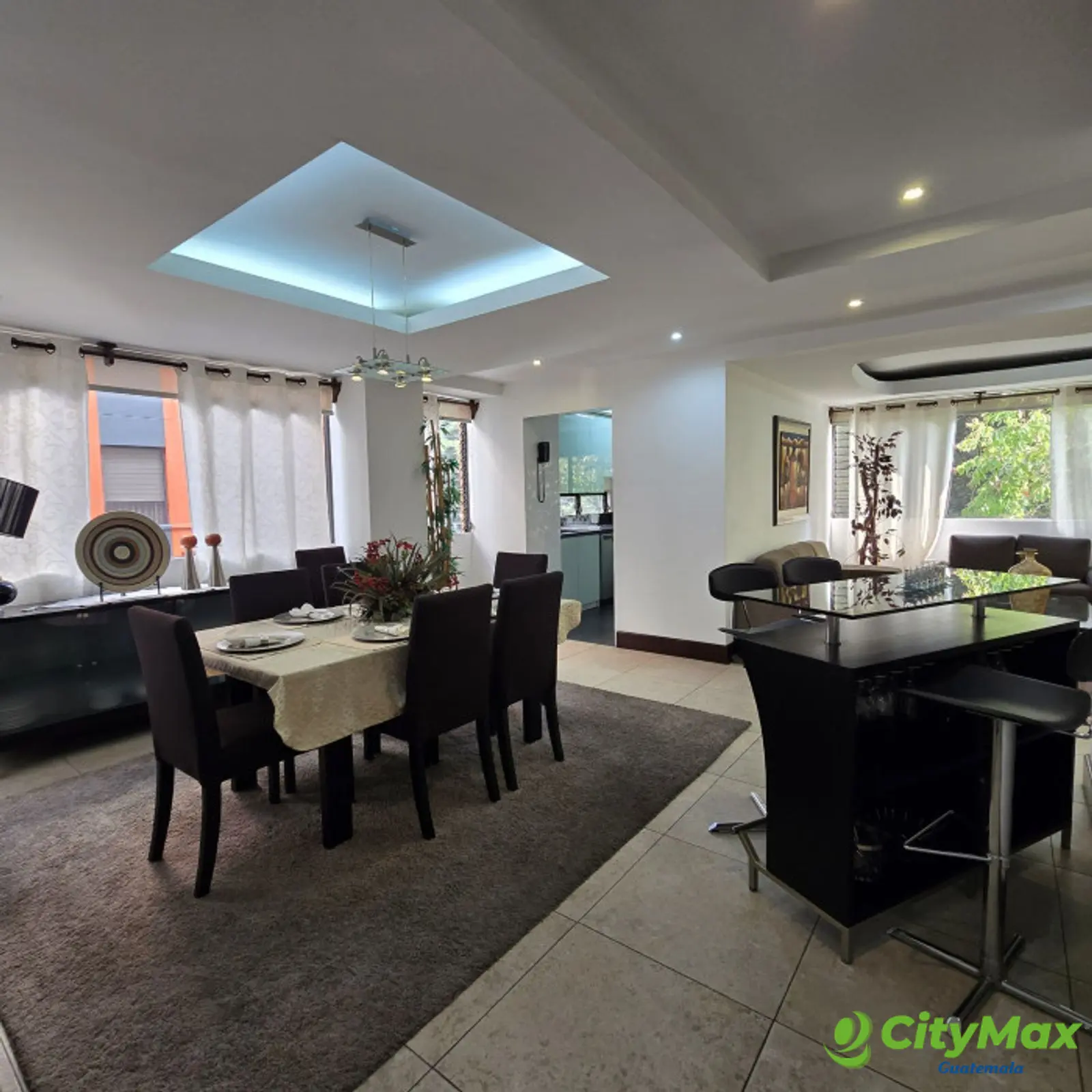 en Venta o Renta Apartamento amueblado en Zona 10 - foto 21