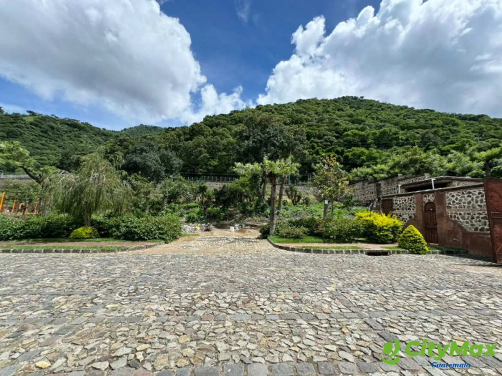 Vendo hermoso terreno cerca de la Antigua Guatemala - foto 4