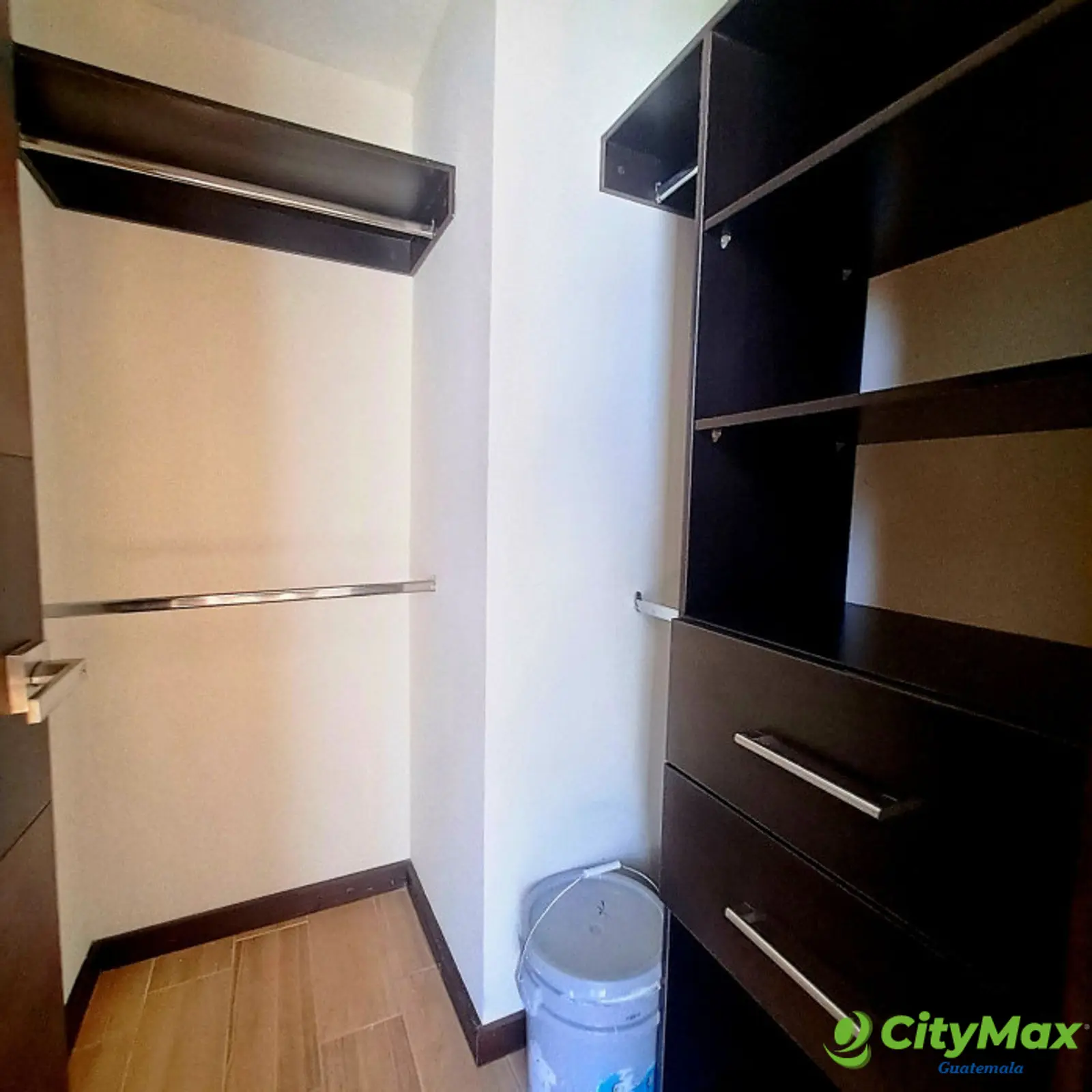Apartamento en renta zona 15 VH2 - foto 10