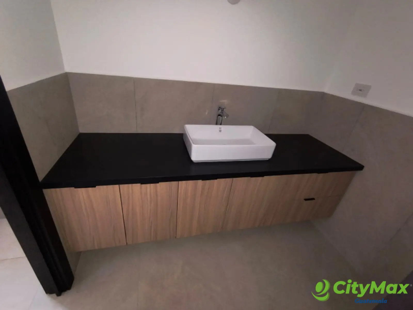 Lujoso Apartamento en Renta en CAYALA en Zona 16 - foto 7