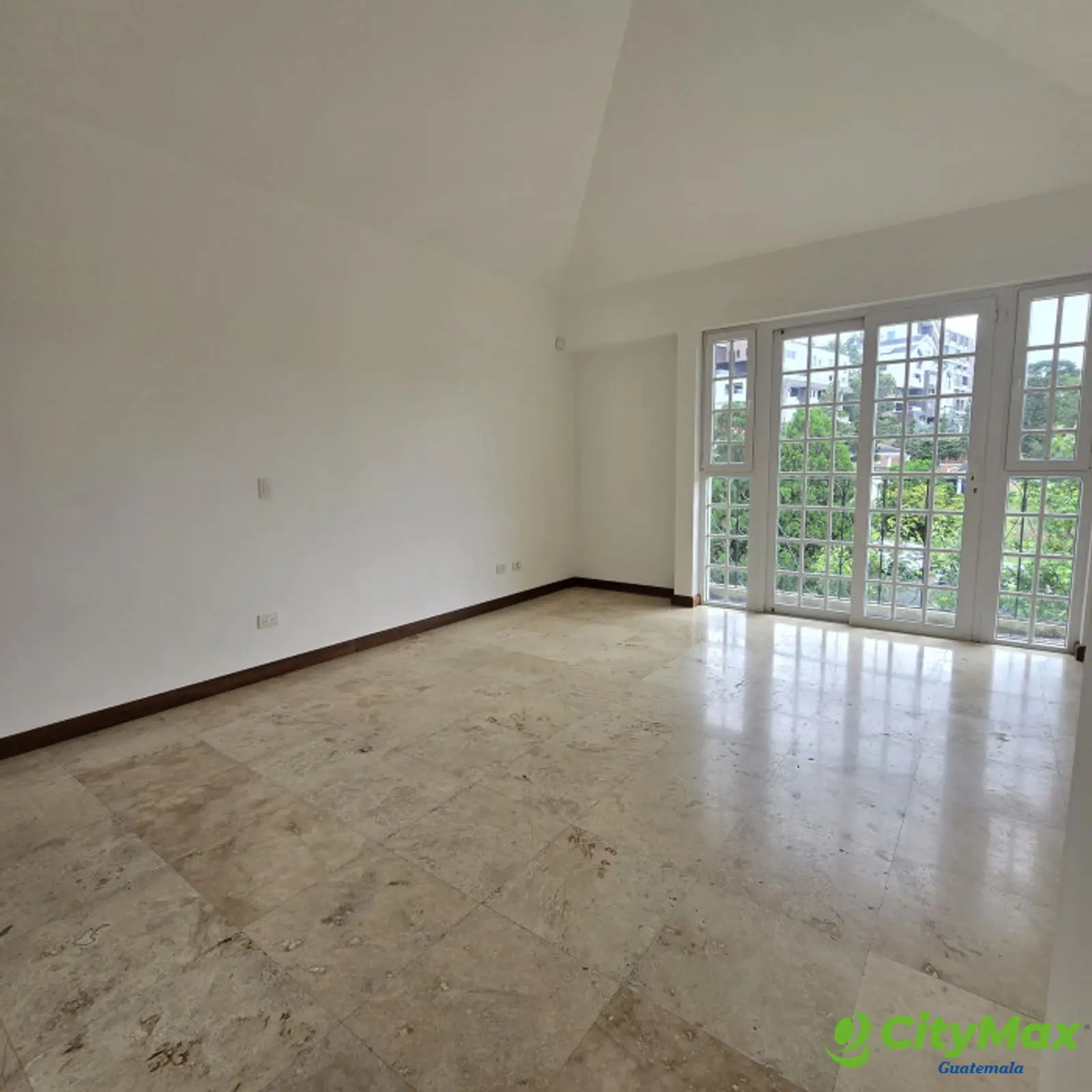 Casa en venta en Foresta de Cayala zona 16 - foto 24