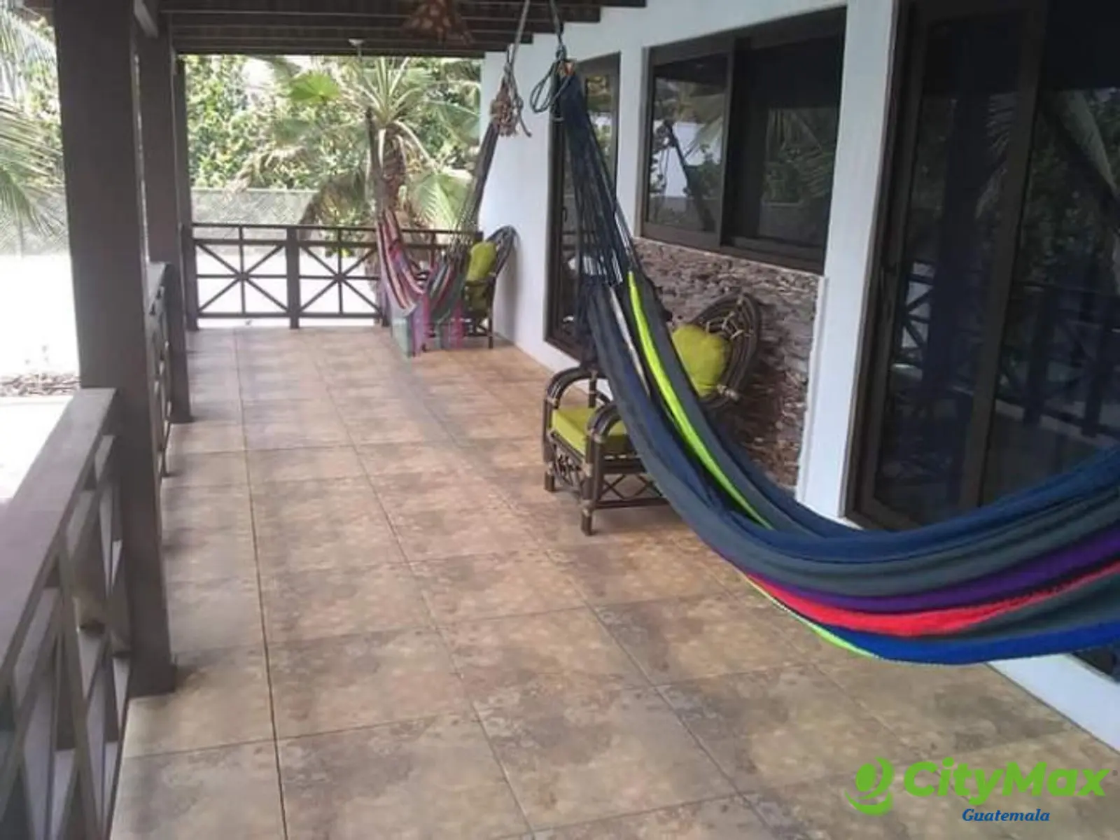 Casa y Terreno en Venta frente a la playa en Monterrico - foto 10