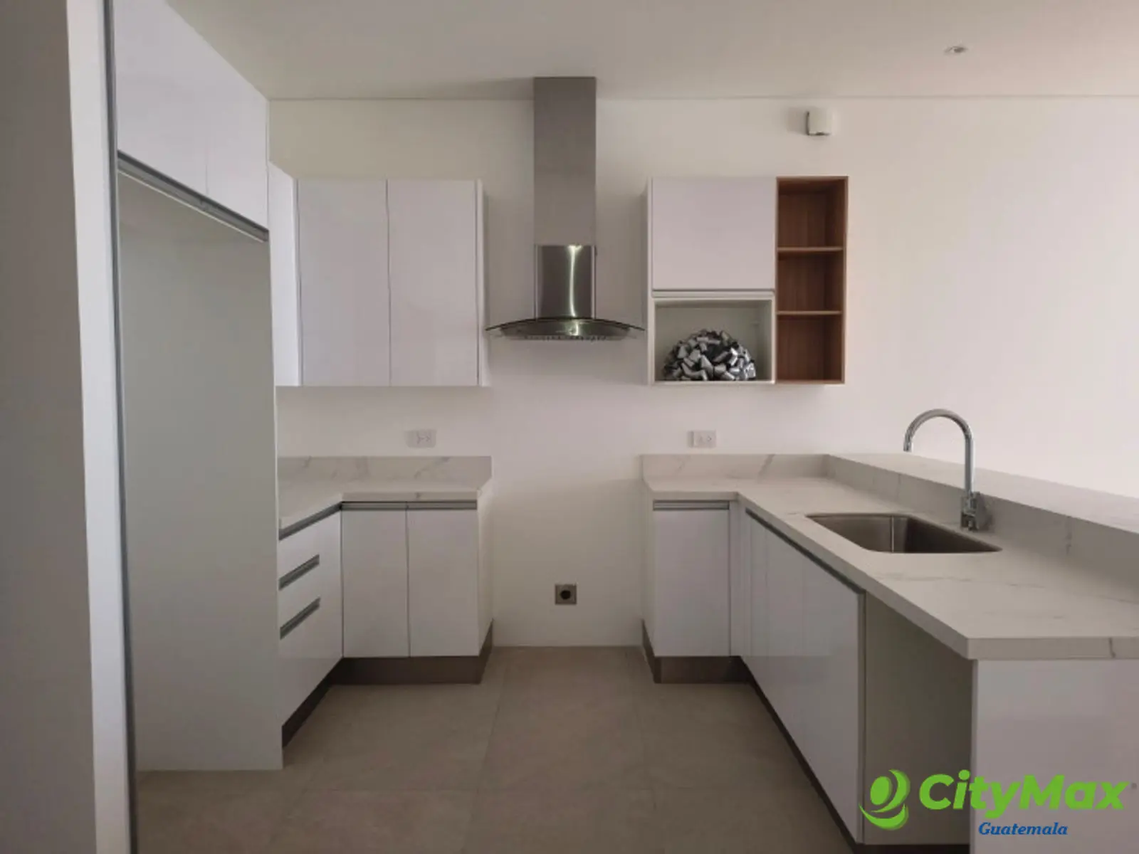 Lujoso Penthouse en Renta en CAYALA en Zona 16 - foto 4