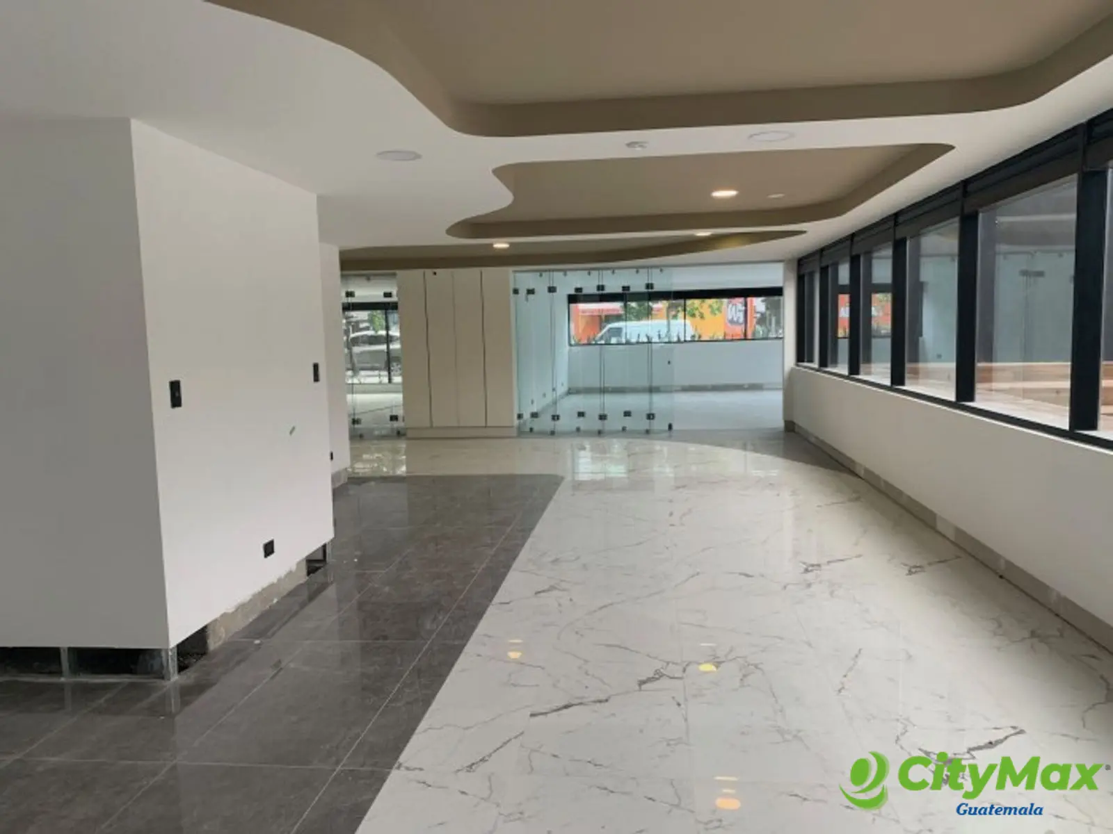 Alquiler de Clínica médica zonas 10 Guatemala - foto 4