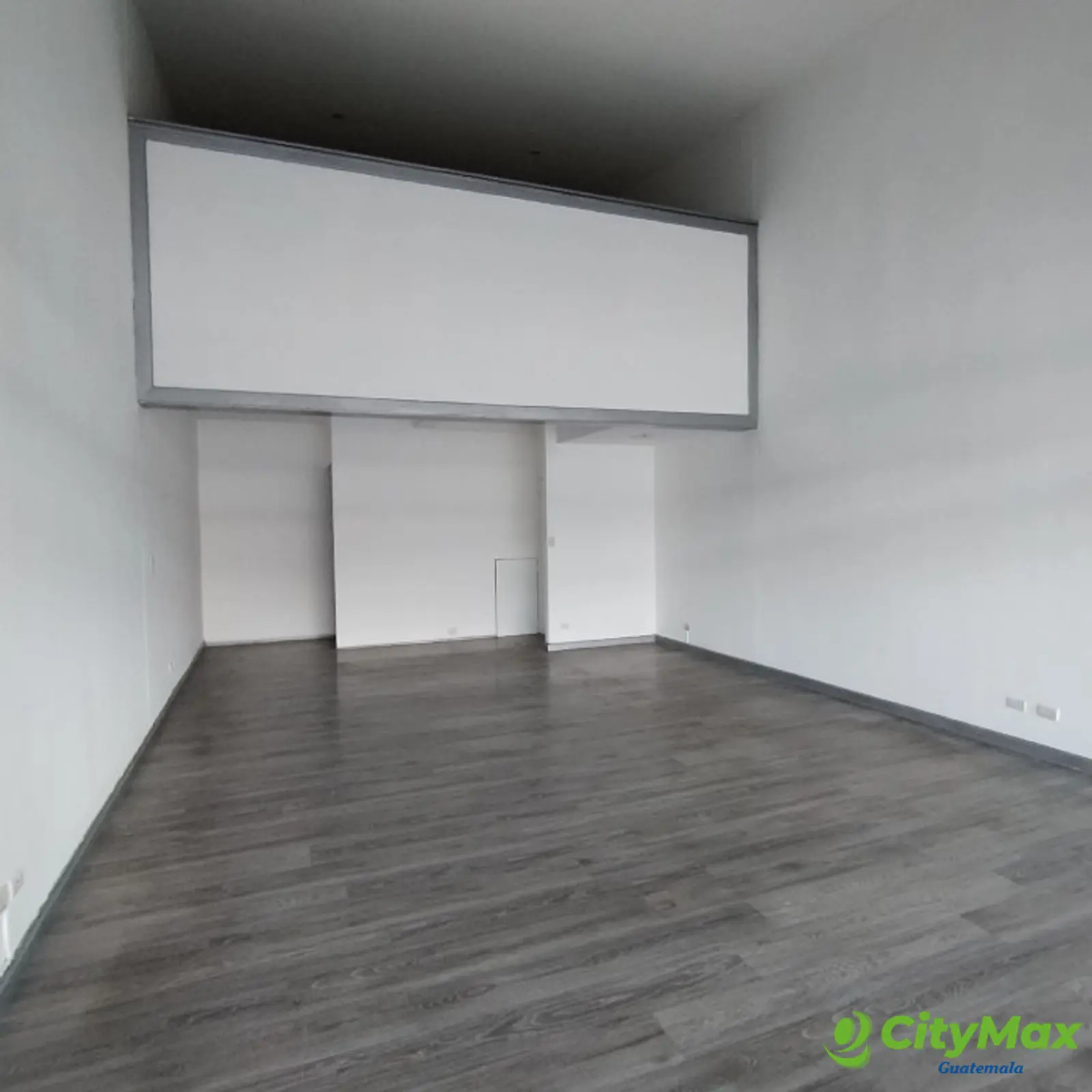 Local comercial en 20 calle zona 10 cerca a CC Pradera  - foto 2