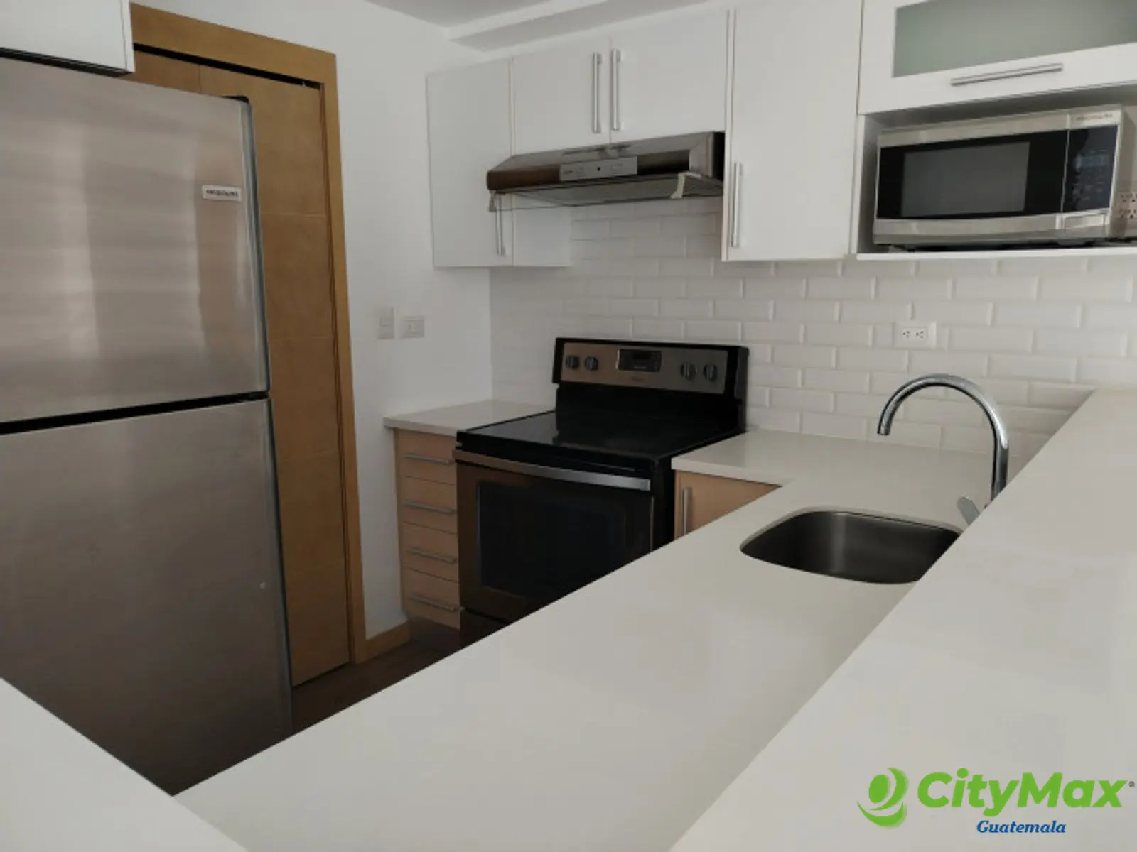 En Renta apartamento 3 habitaciones zona 10 Cityhaus - foto 5