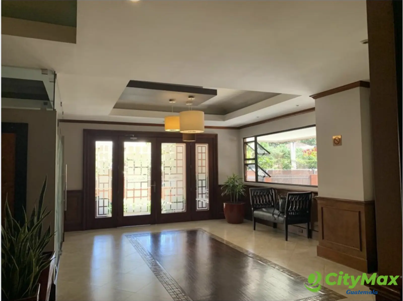 En Alquiler Apartamento amueblado en Zona 10 - foto 21