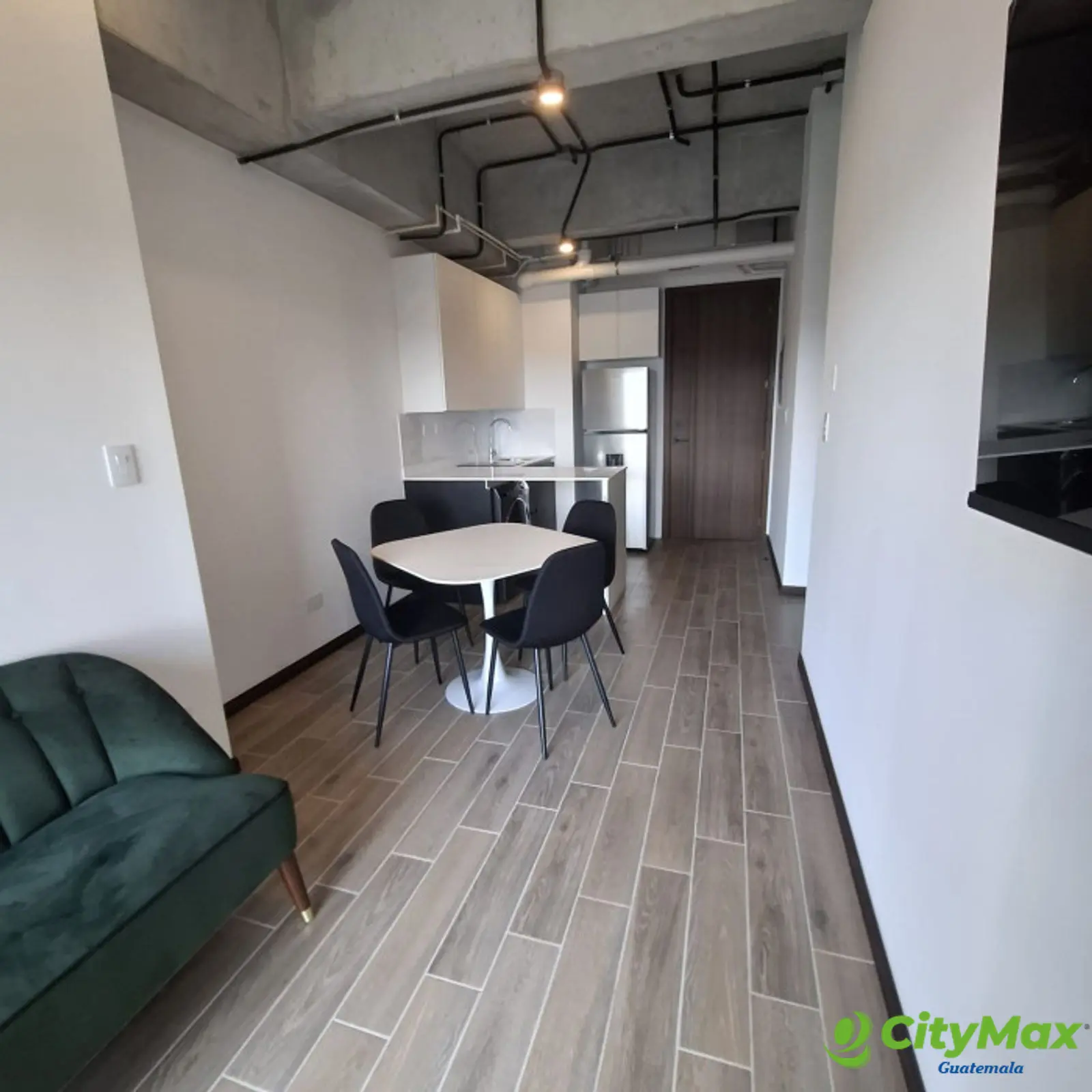 Apartamento en renta en edificio séptimo zona 4 Guate - foto 12