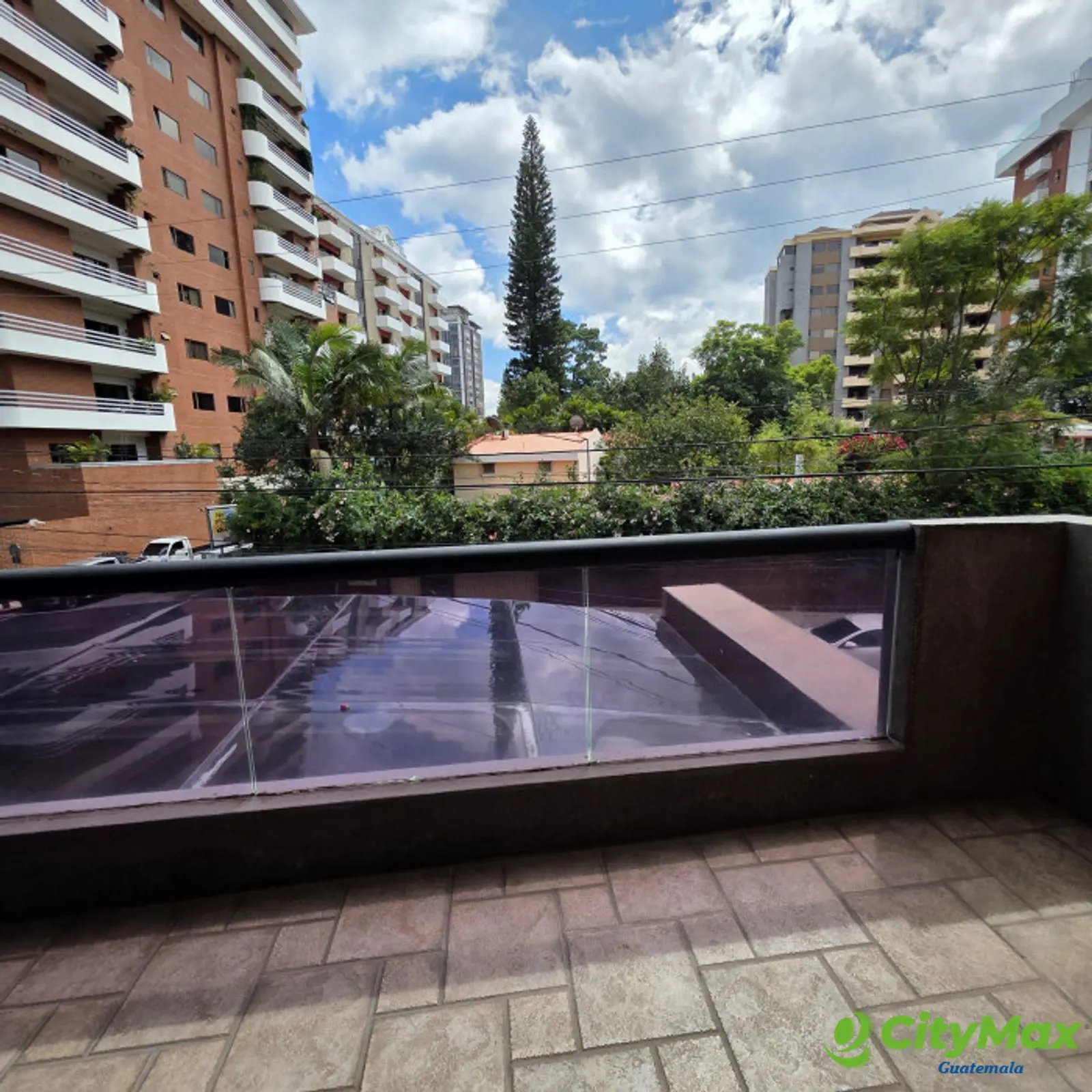 Apartamento En Renta en Zona 10 Altos De Santa Clara - foto 2