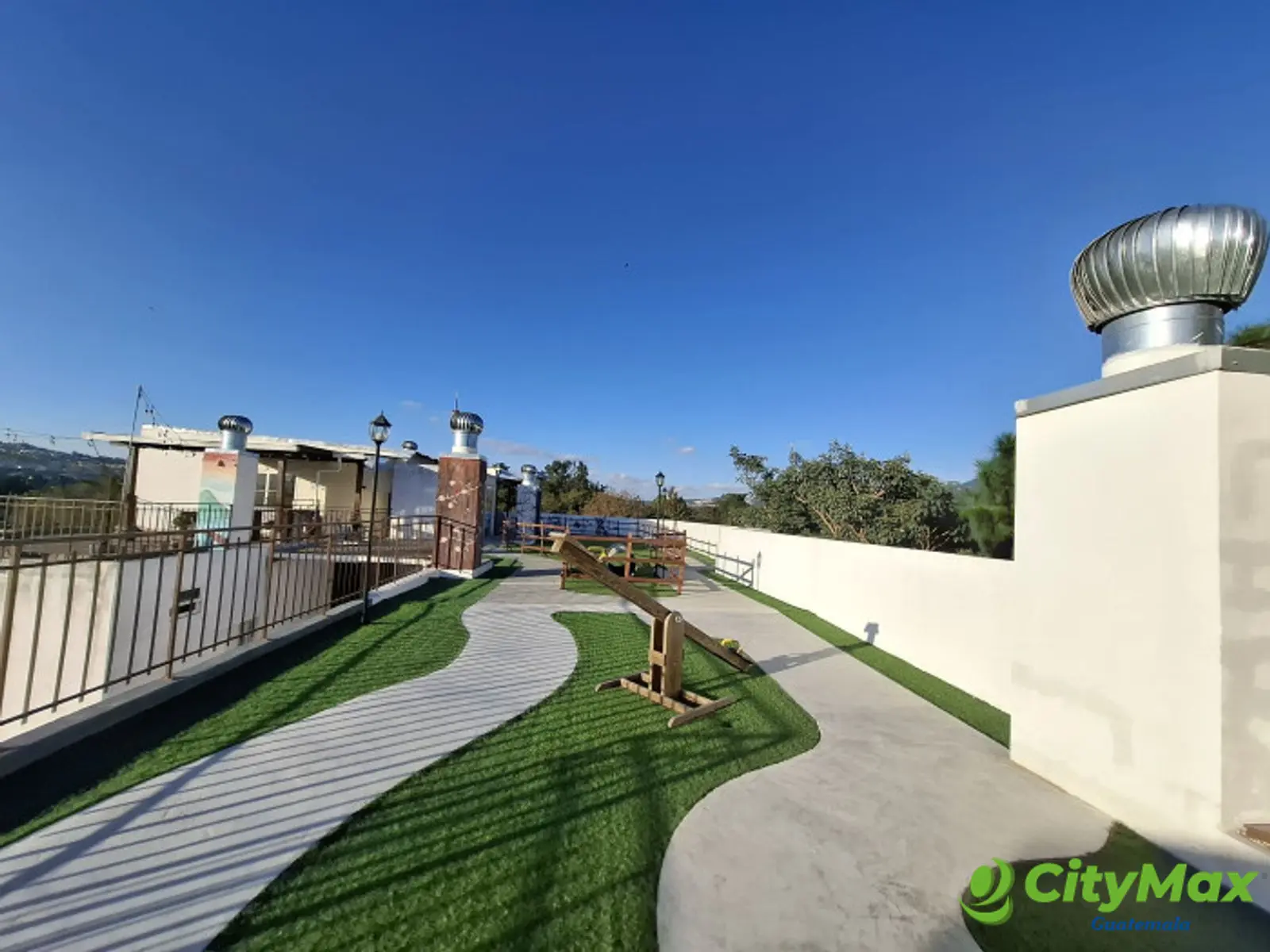 En Venta Apartamento en Villas Los Alamos Guatemala - foto 5