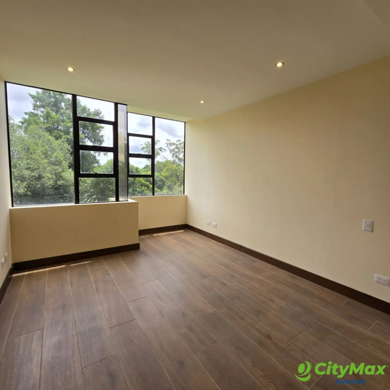 En venta apartamento en Oakland zona 10 Guatemala - foto 24