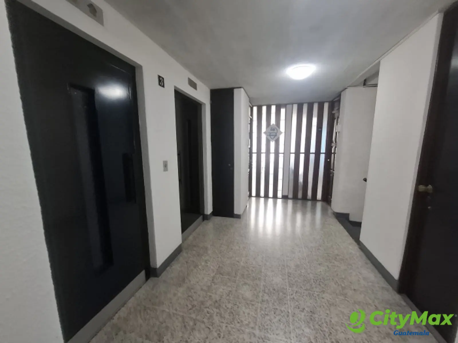 Oficina En Renta Zona 9 Torre Blanca - foto 10