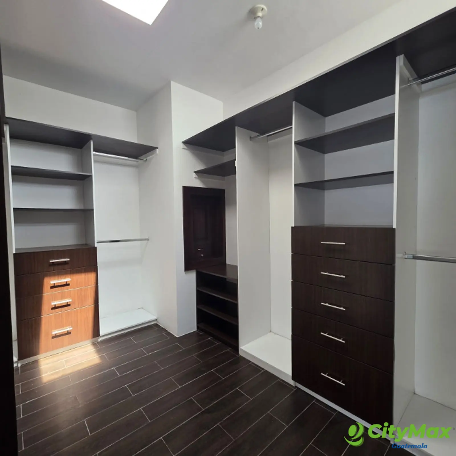 Lujosa casa en venta en Montebello CES Guatemala - foto 22