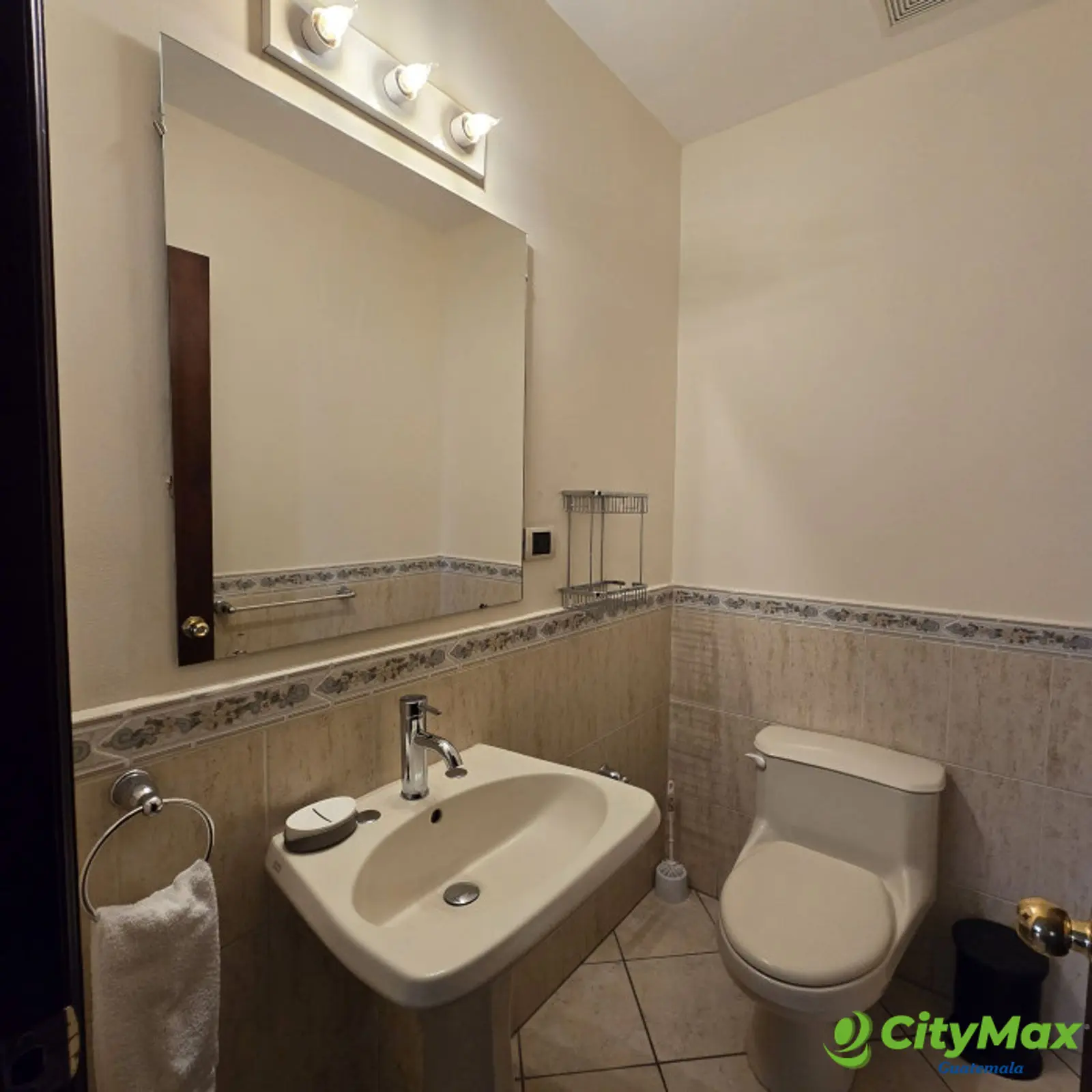 Apartamento amueblado y equipado en RENTA en la Zona 10 - foto 15