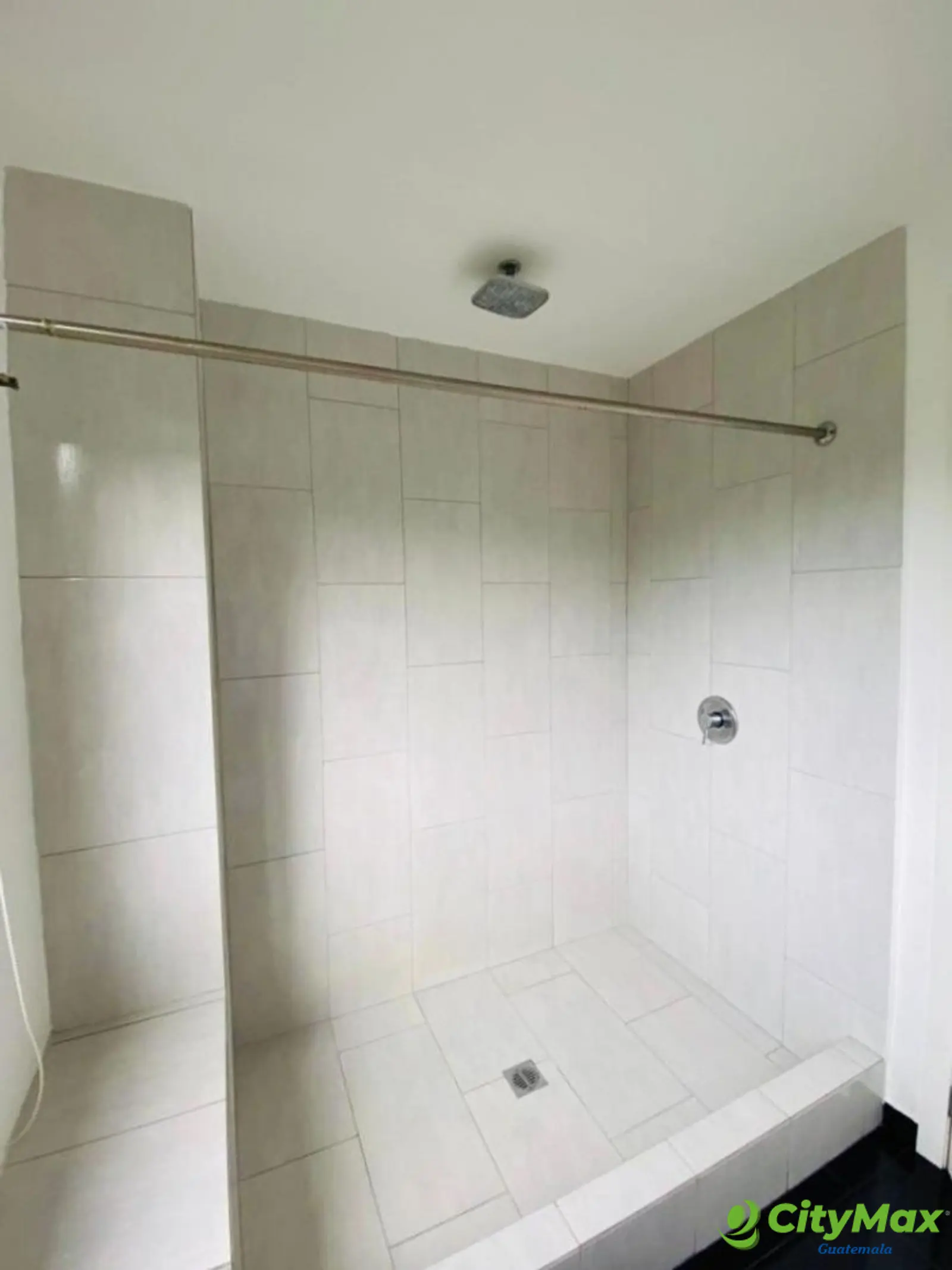 Apartamento en venta en zona 16 Guatemala - foto 8