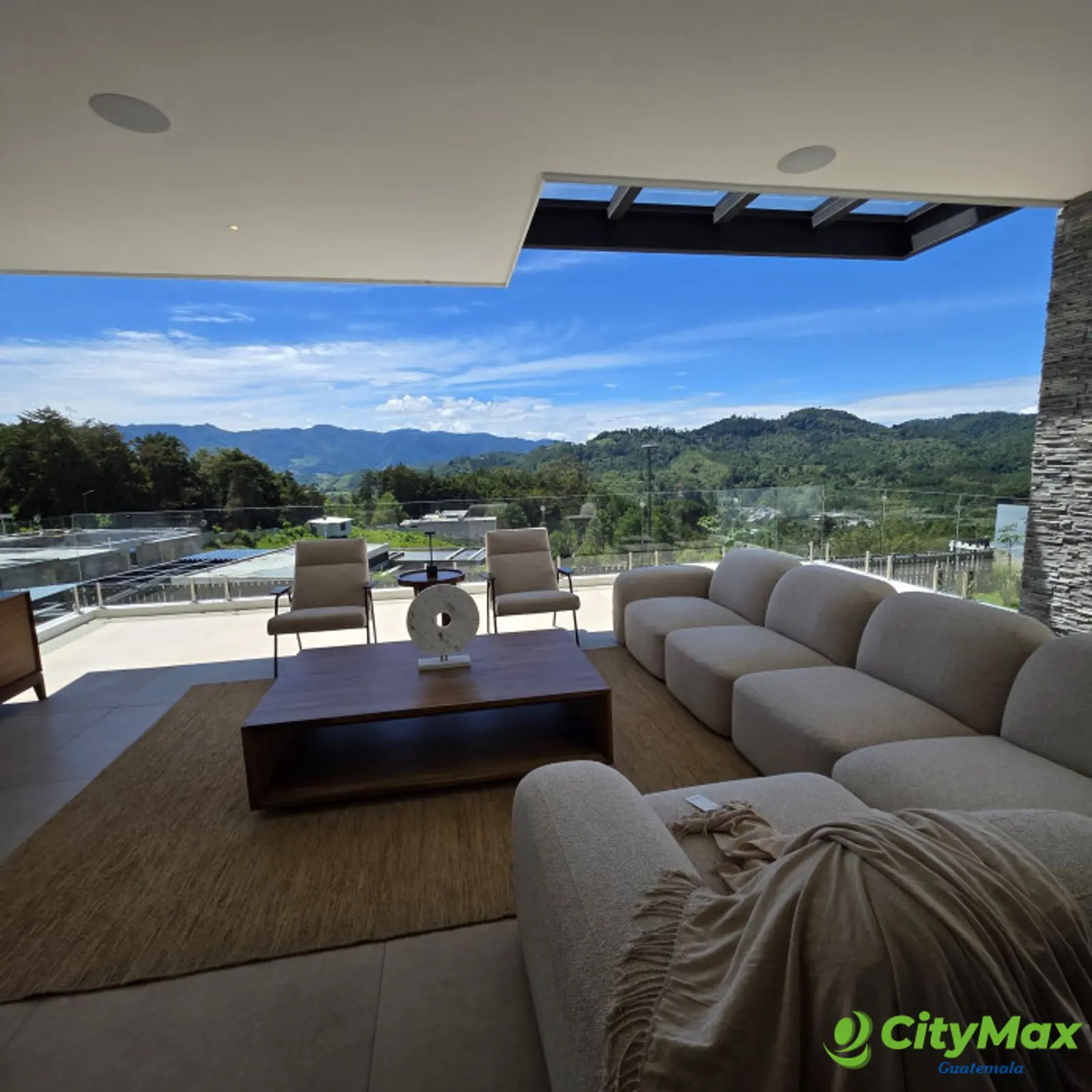 Lujosa Casa en Venta en Exclusiva Zona 16 el Pulte - foto 9