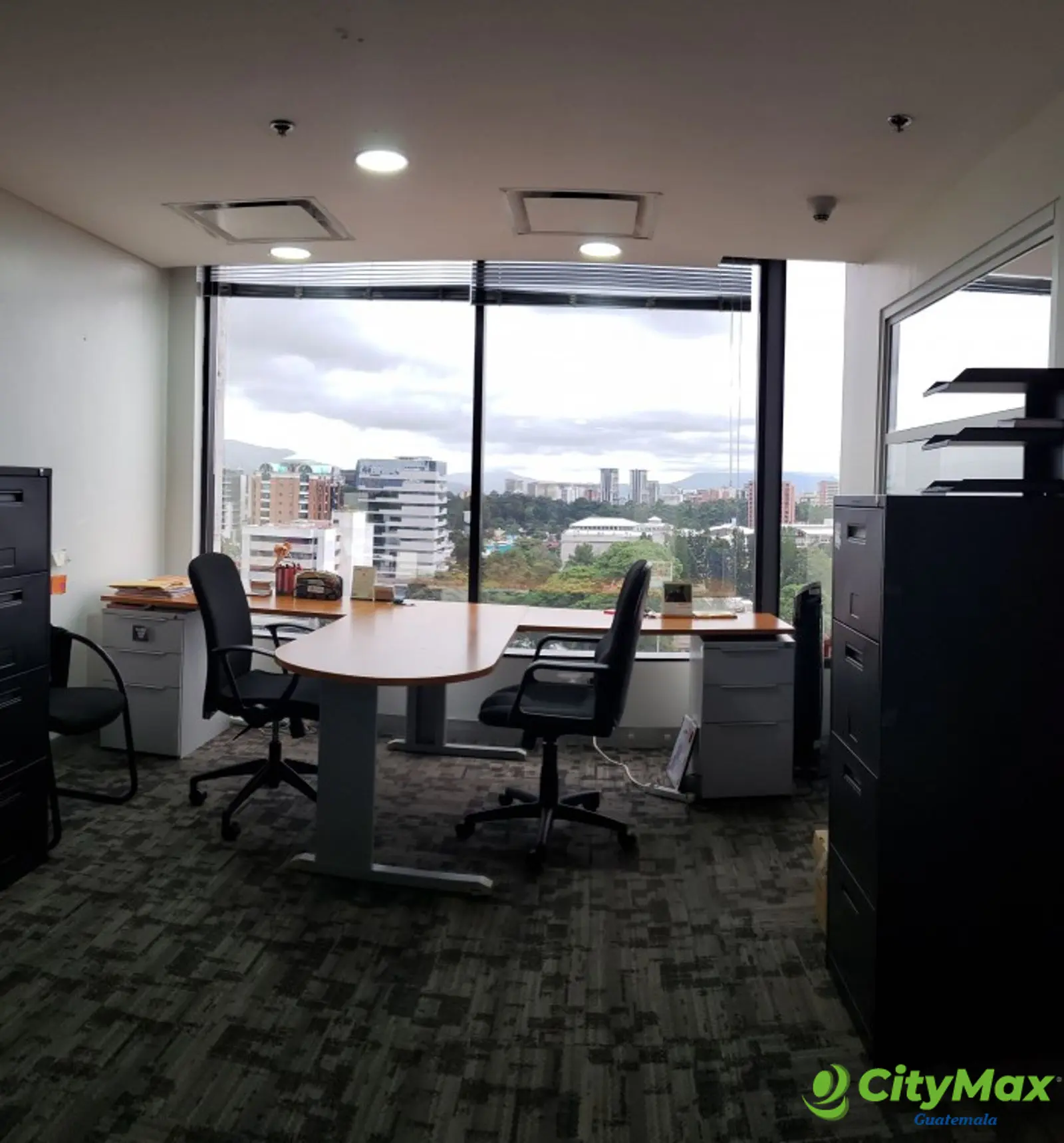 En Venta oficinas Alquiladas en zona 10 Guatemala - foto 6