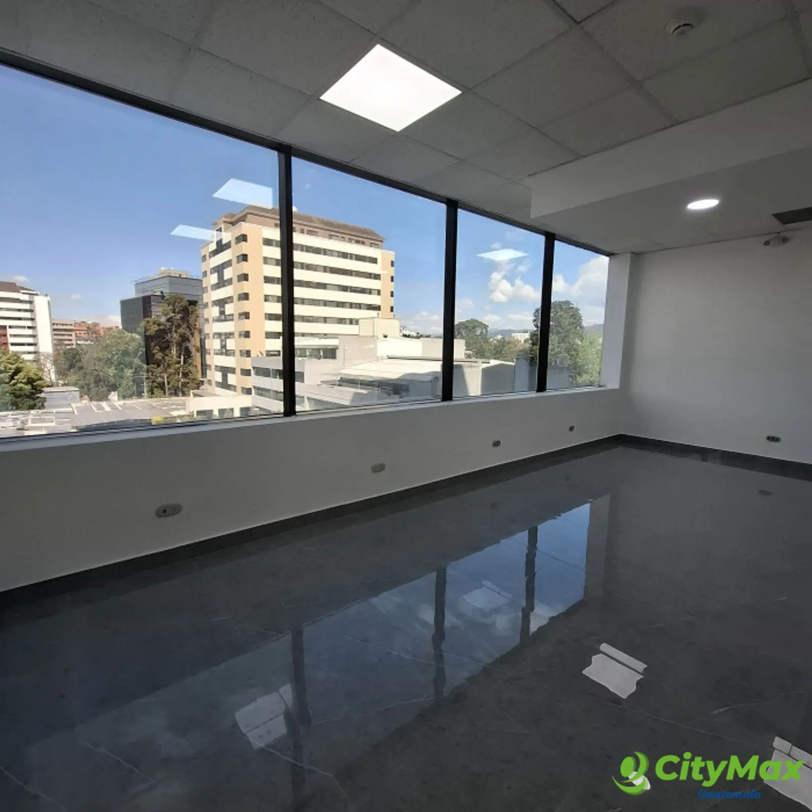 Oficina en Renta en Europlaza Zona 14 Guatemala - foto 11