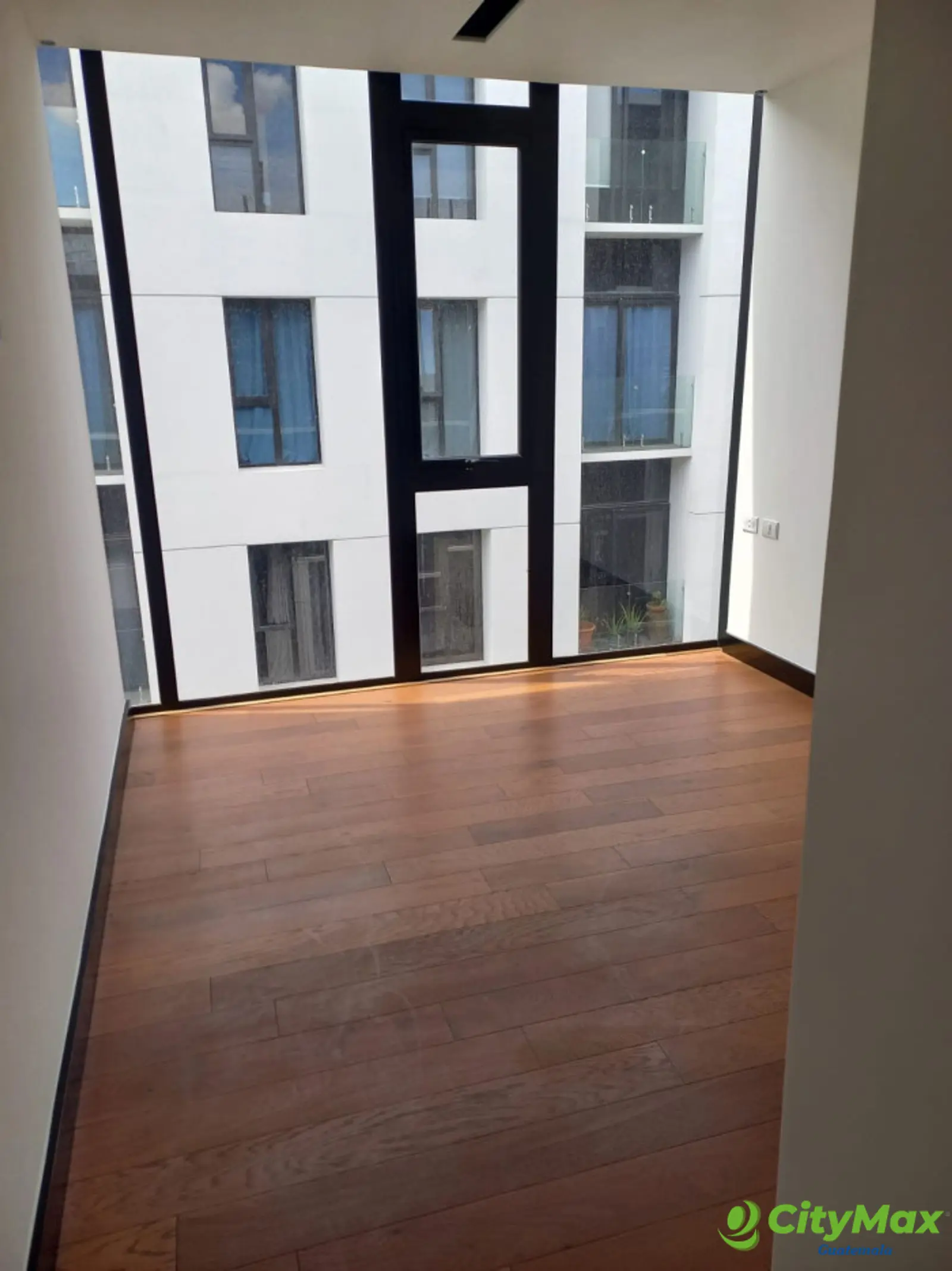 Apartamento en Venta o Renta Villa Mariscal Zona 11 - foto 4