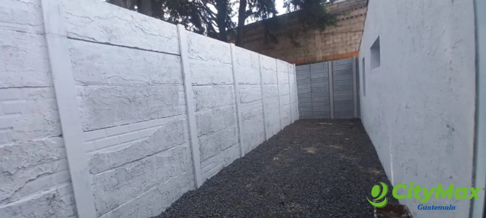 Casa con bodega en venta en zona 2 de Mixco Alvarado - foto 10