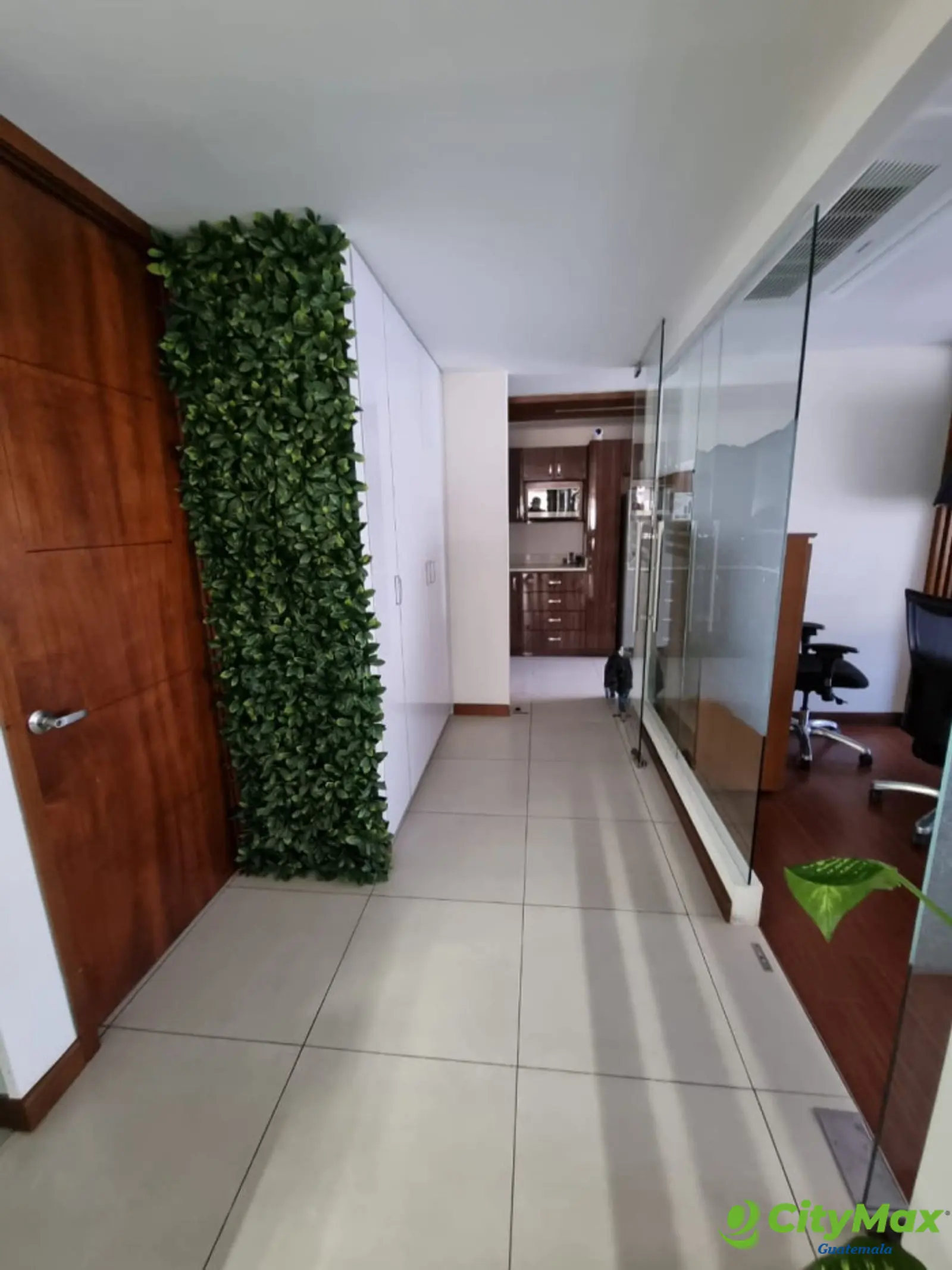 Oficina En Renta con 175 Mts2. en Géminis 10, Zona 10 - foto 6