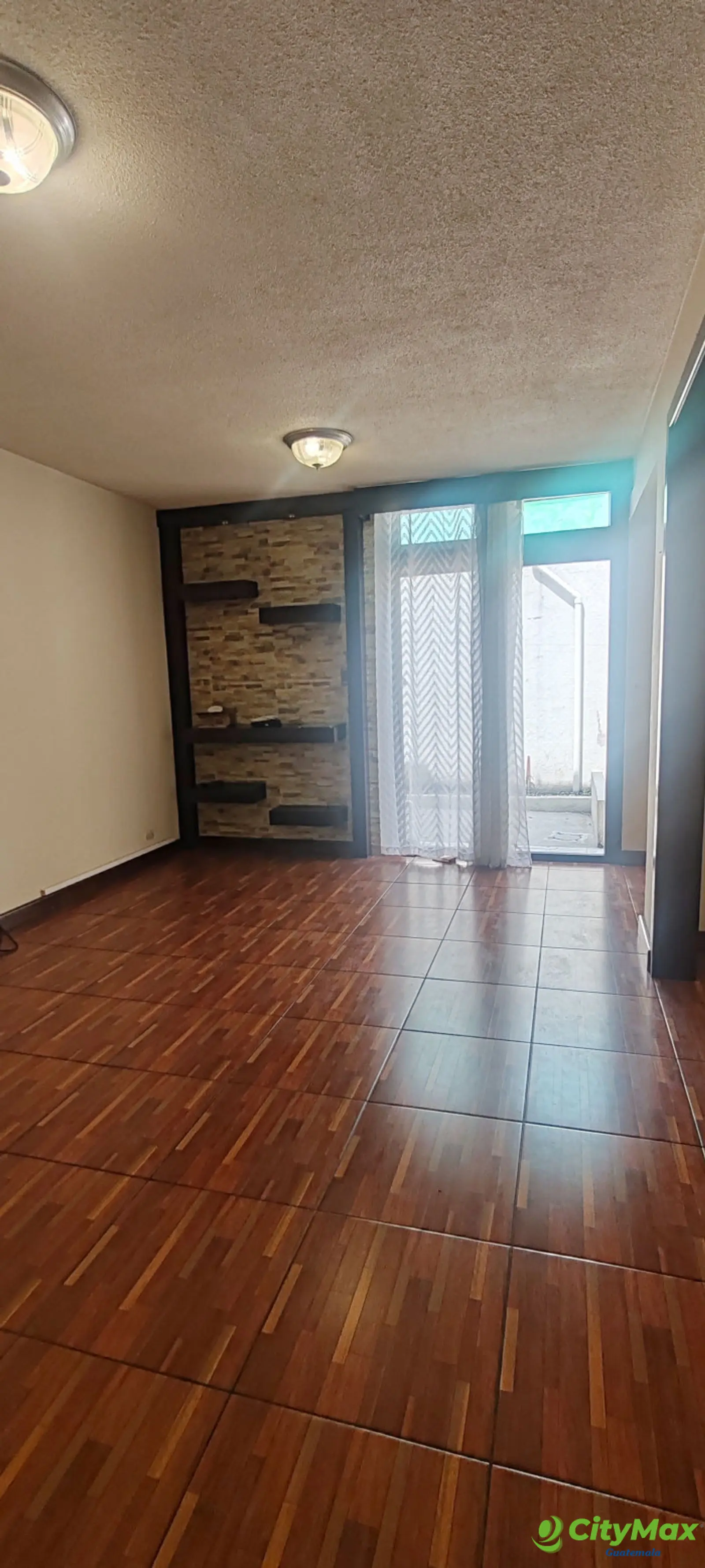 Hermosa Casa en Venta en Colinas de Monte Maria Sur!!!! - foto 3