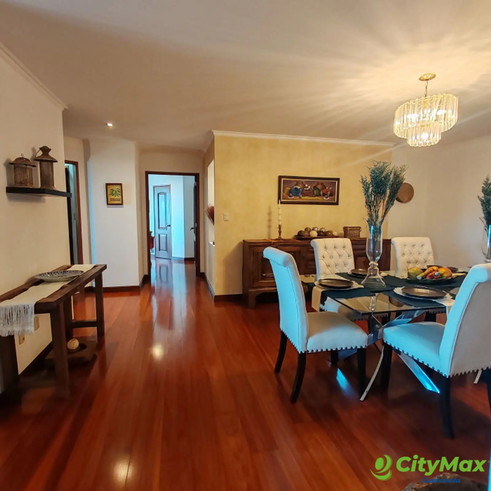 En Alquiler Apartamento Amueblado con 273m2 en Zona 14 - foto 4