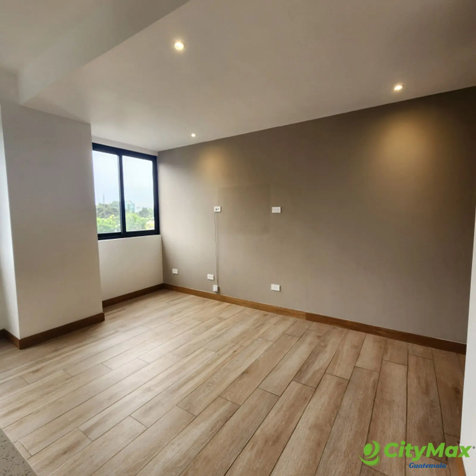 Apartamento en venta en la zona 14 la Villa  - foto 17