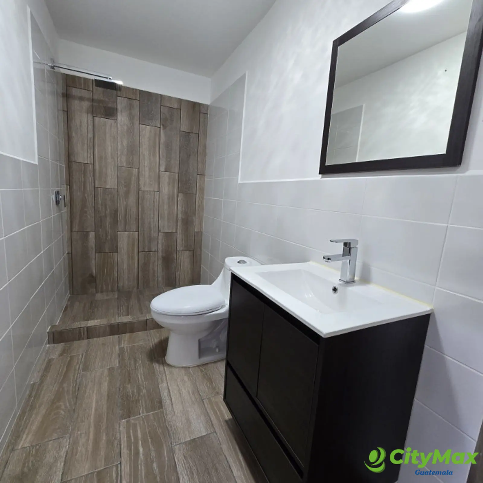 En venta apartamento en la zona 12 Avenida Petapa - foto 8