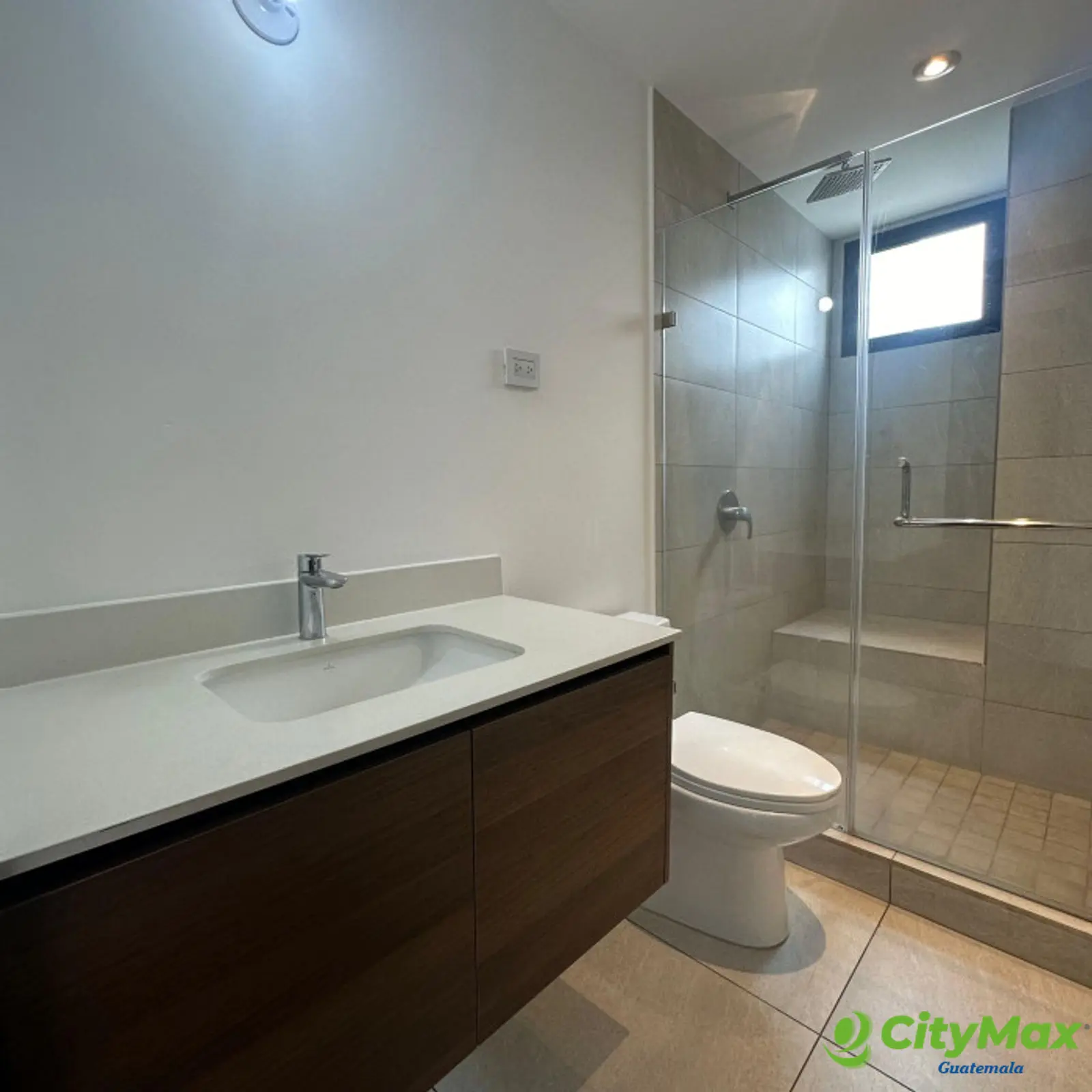 IQ10 Se vende apartamento 2 habitaciones en Zona 10 - foto 28
