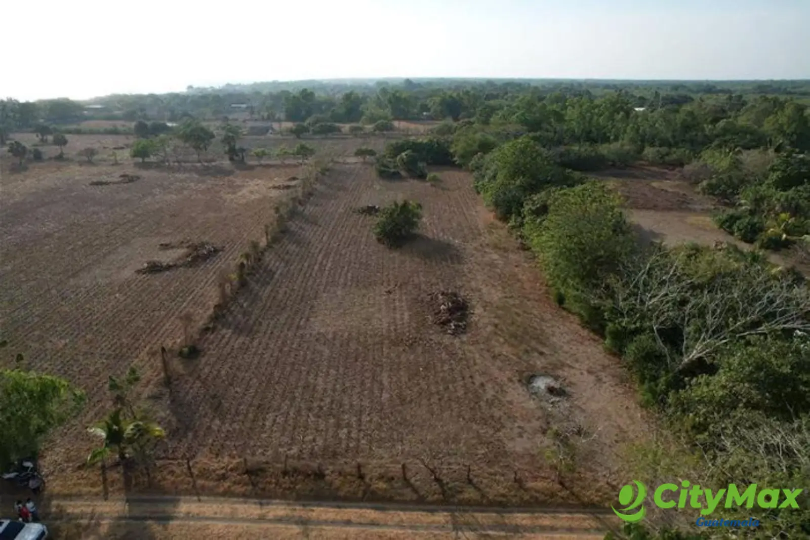 Terreno Plano  en Venta en Aldea el Guayabo Iztapa - foto 3
