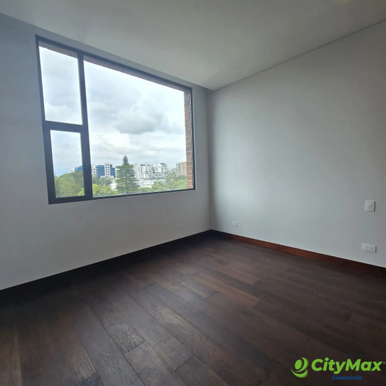 Lujoso Apartamento en renta o venta zona 14 Guatemala - foto 7