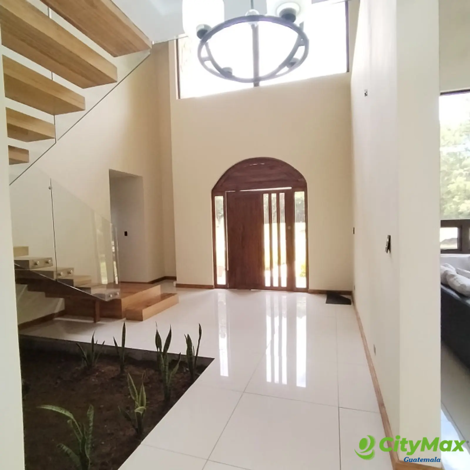 Casa en venta Hacienda Nueva Country Club Guatemala - foto 2