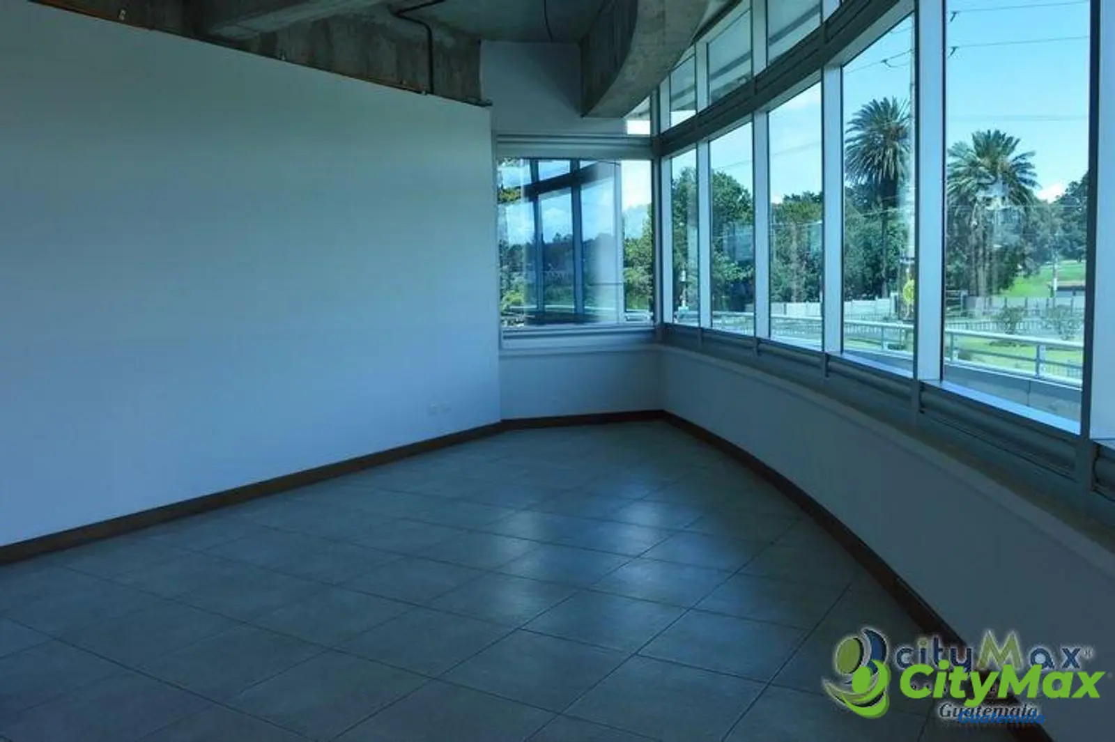 Oficina en Venta o Renta en Portal del Bosque - foto 6