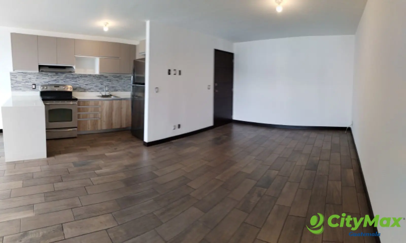 Apartamento en Renta en Zona 10 Edificio Verona - foto 3