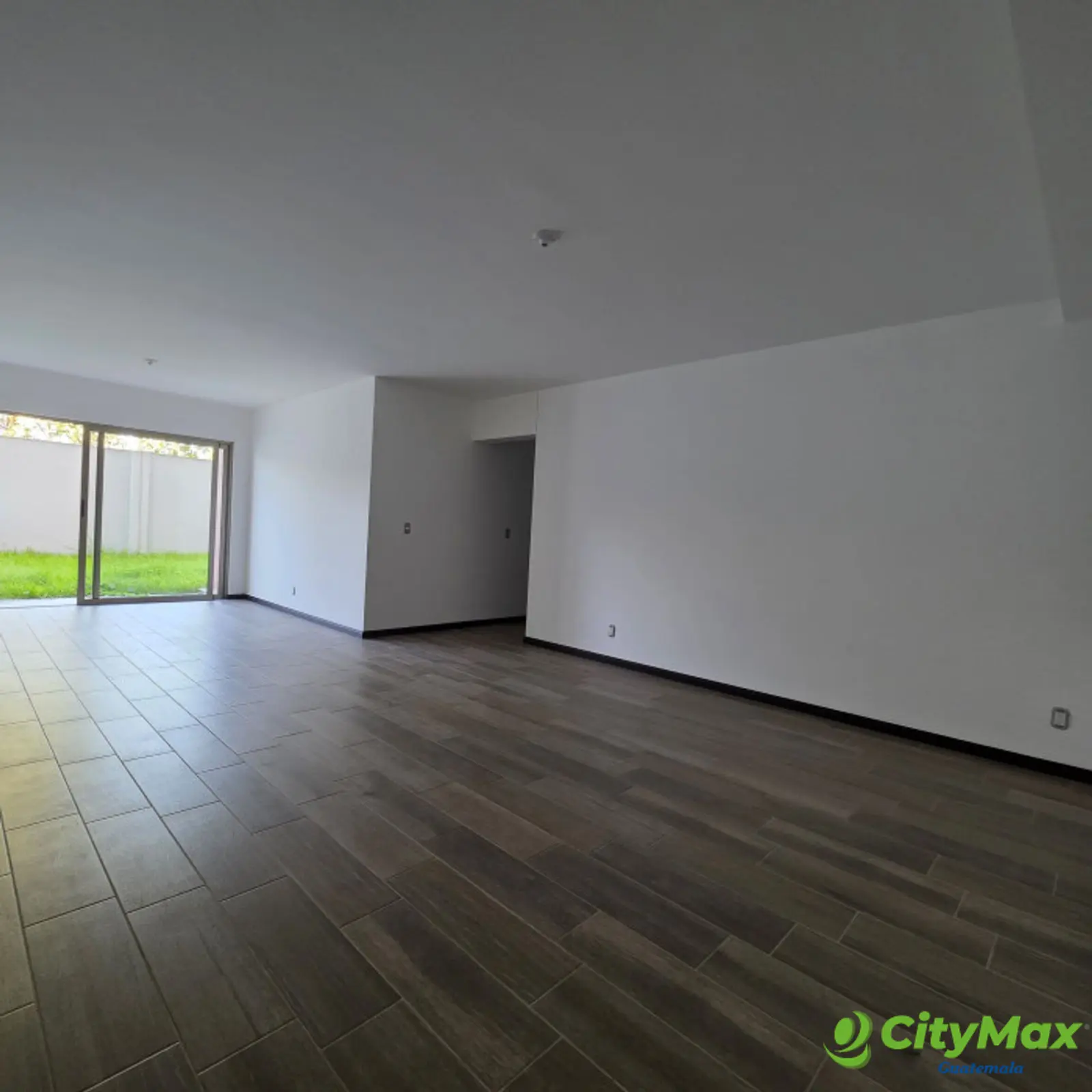 Apartamento con jardin en Venta Zona 14 La Villa - foto 15
