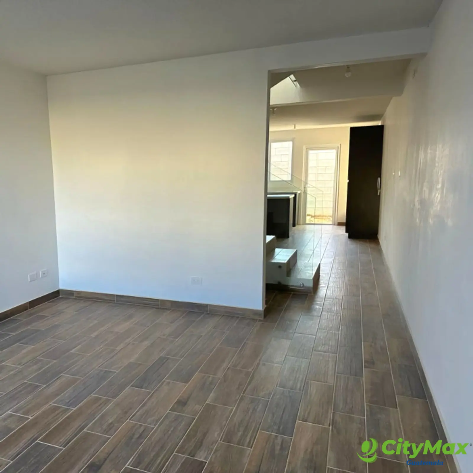 Town House en Renta en Zona 16 Hacienda Real - foto 3