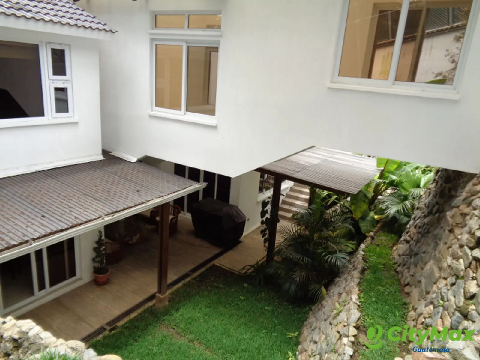 Casa REMODELADA en Venta La Encantada Km 12 CES - foto 12