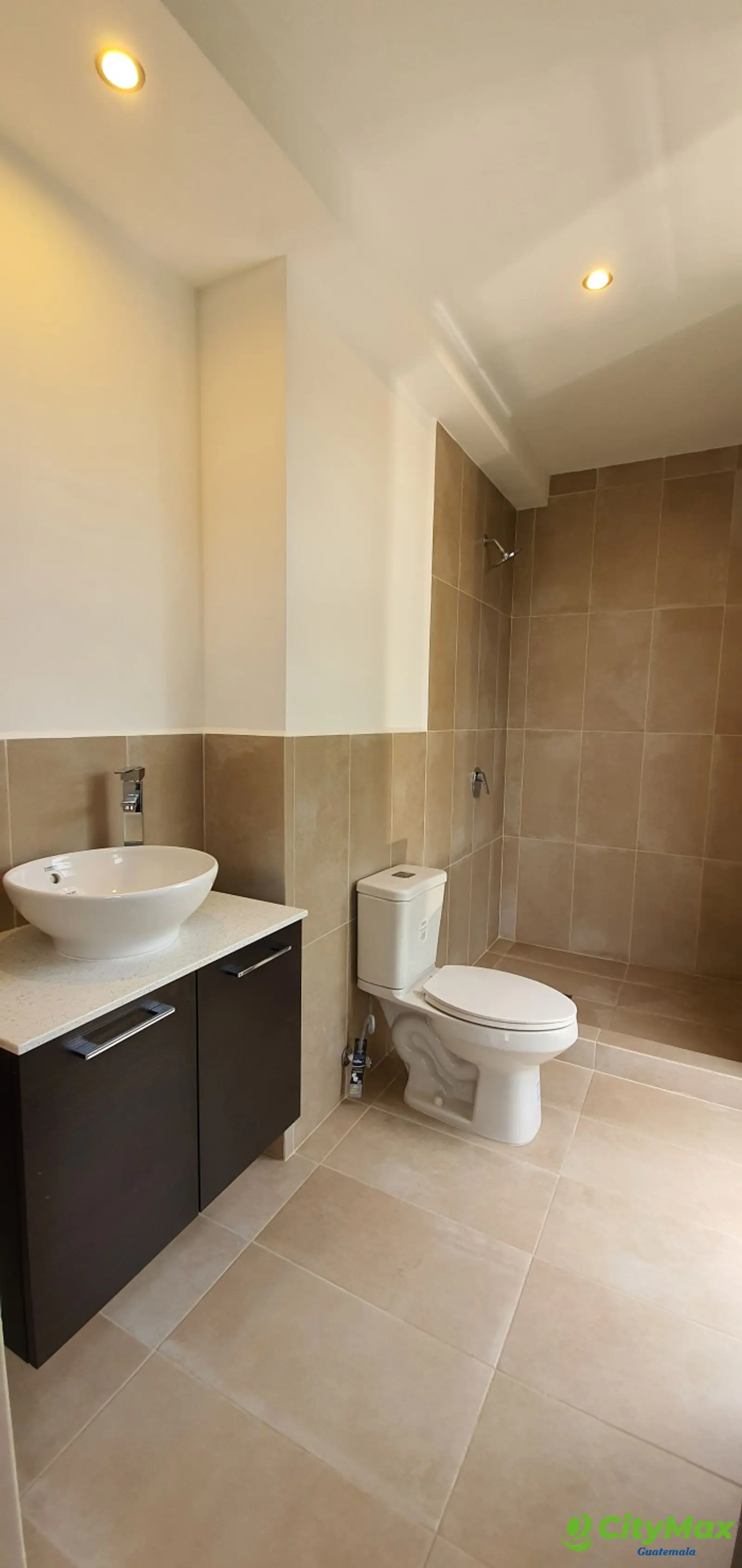 Apartamento en venta en Kanajuyu Zona 16 - foto 13