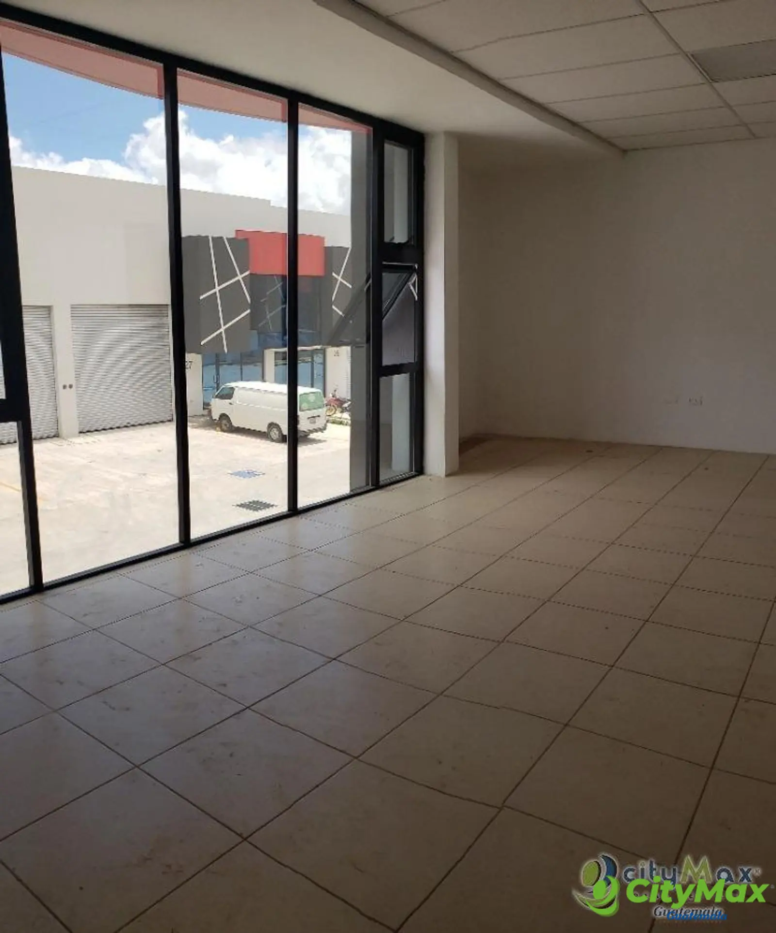 Ofibodega en venta en Quetzaltenango con 490 m2 totales - foto 9
