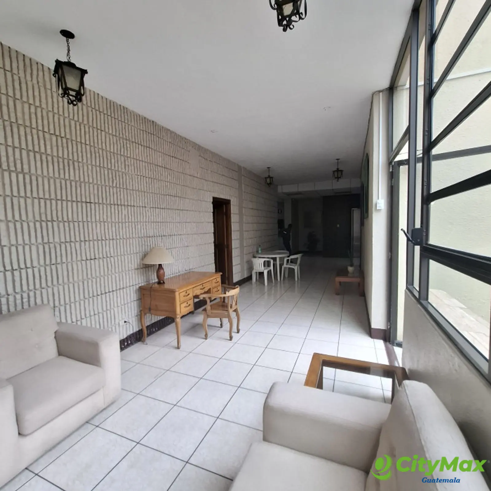 Apartamento- estudio amueblado en alquiler en Zona 10  - foto 12