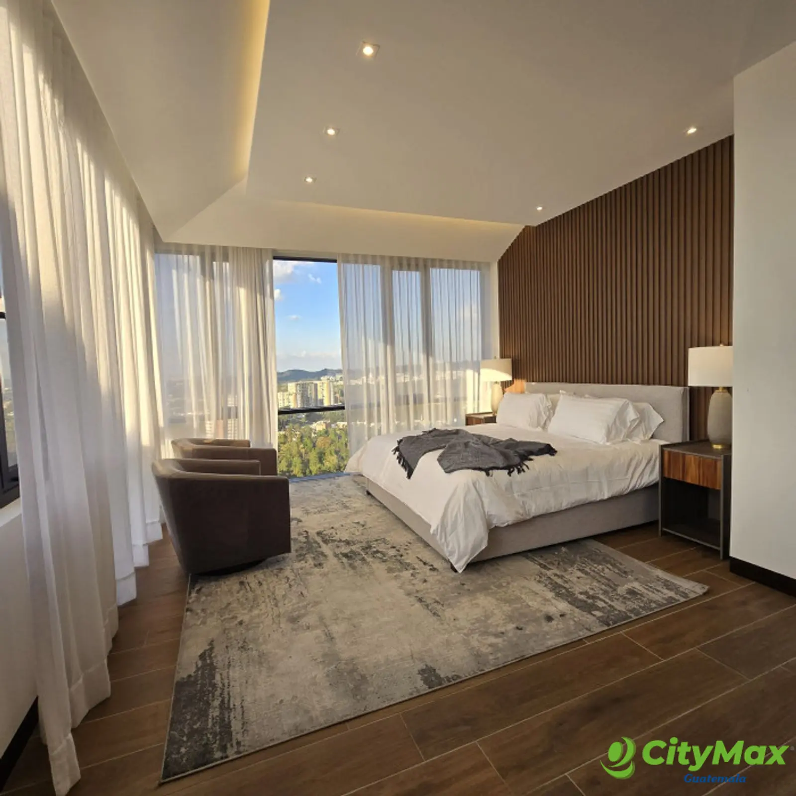 Penthouse de lujo Amueblado en Venta Zona 10 Guatemala - foto 21
