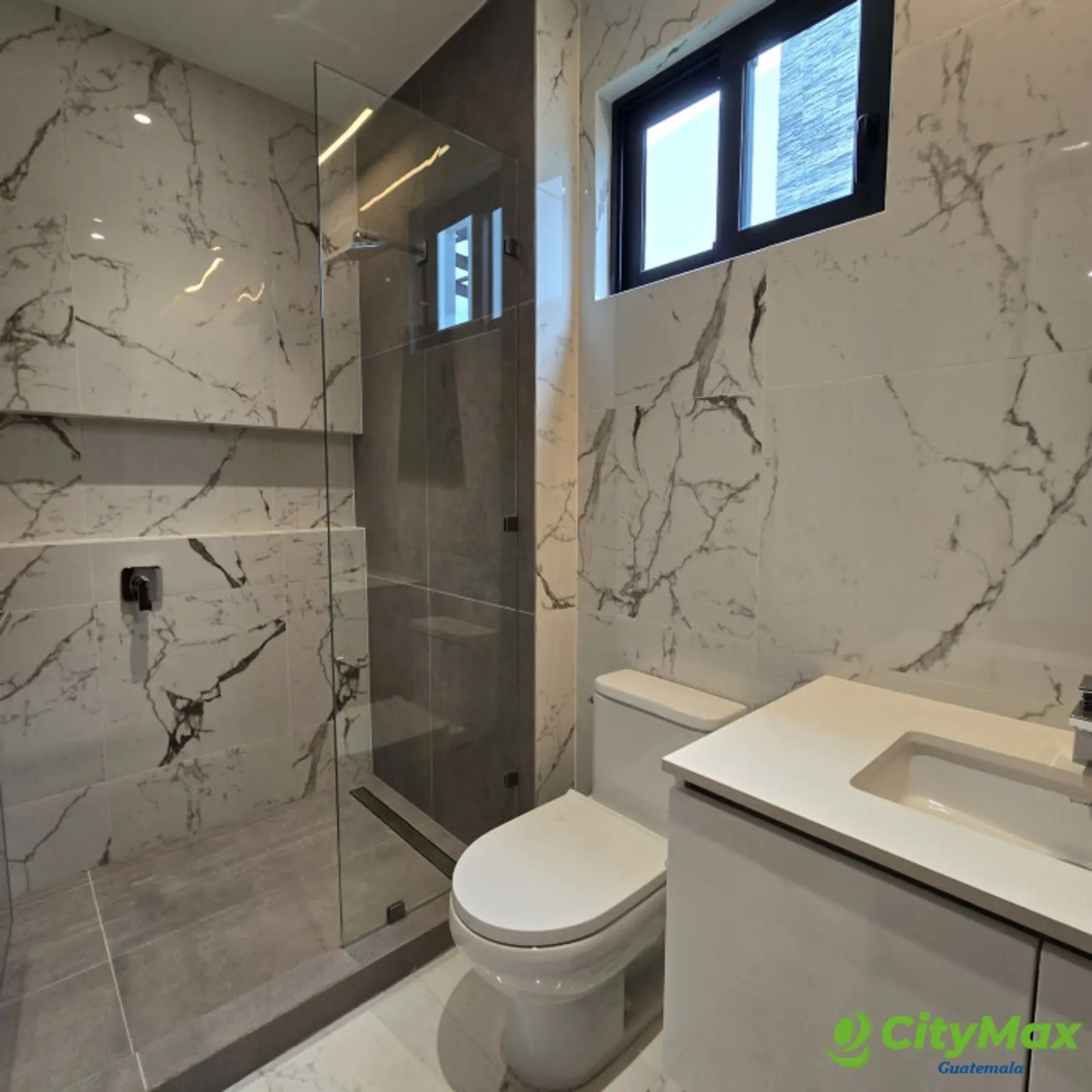 En venta casa en zona 16 El Pulte Guatemala - foto 22