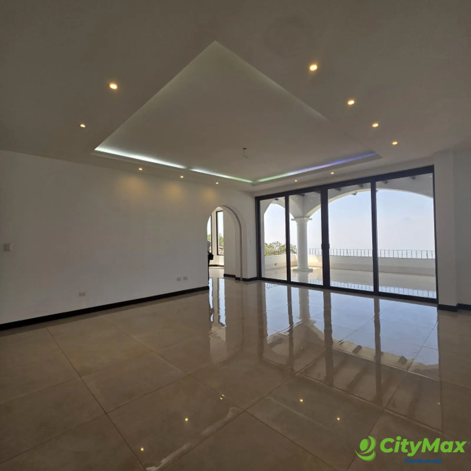 Lujosa casa en venta en Montebello CES Guatemala - foto 11