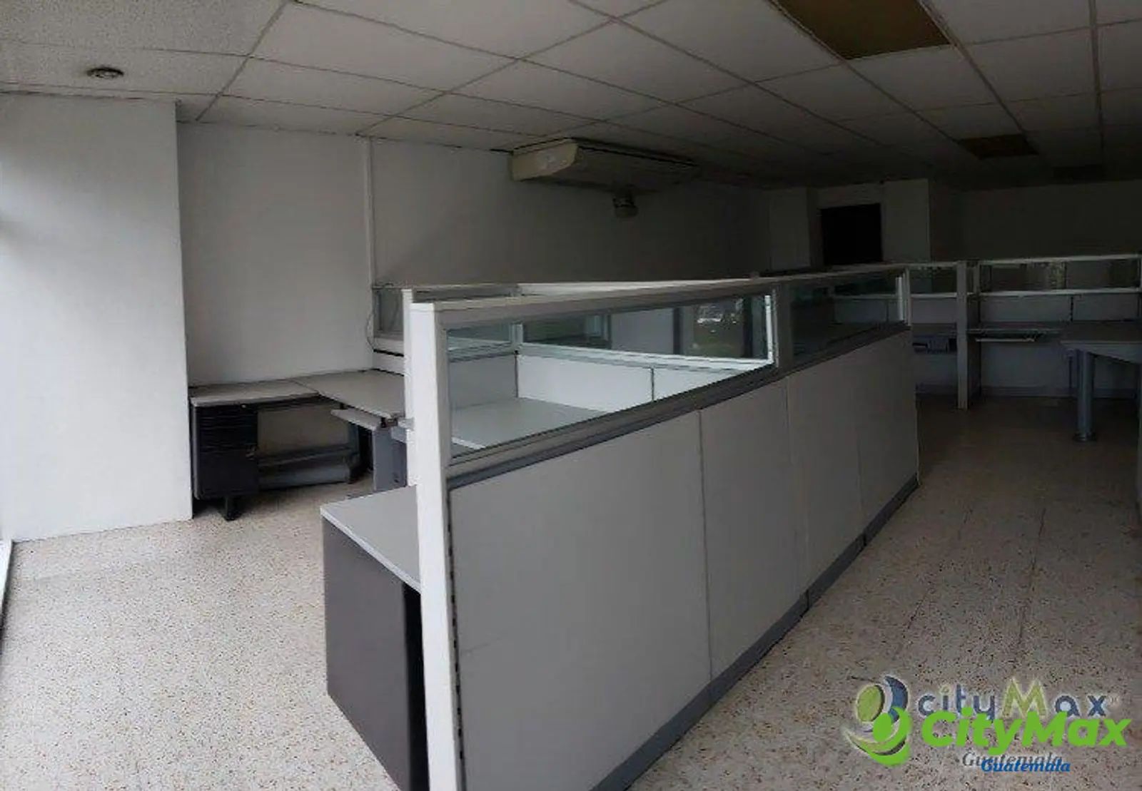 Alquilo y vendo oficina en zona 9 Guatemala! - foto 7