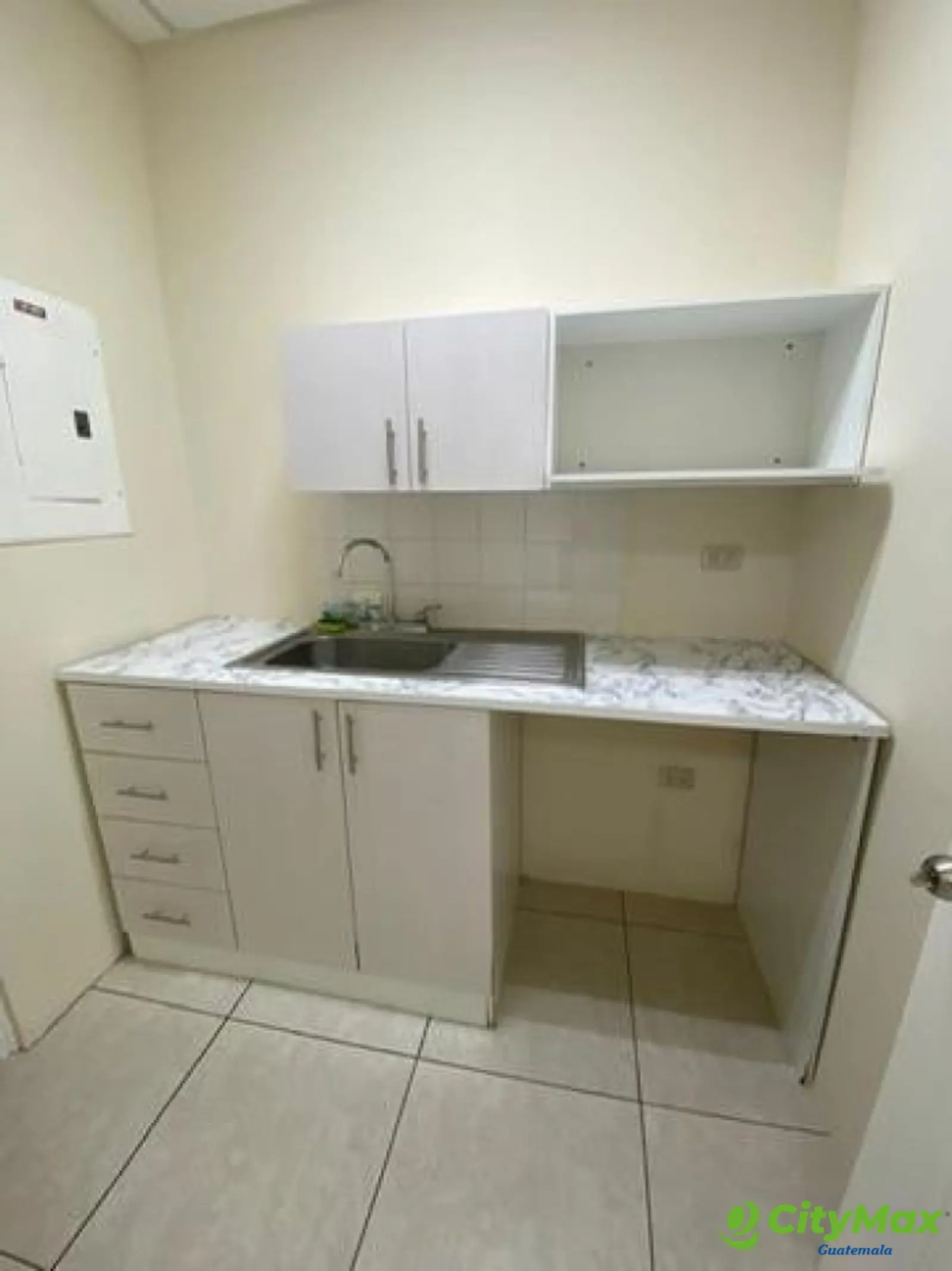 Oficina en Renta o Venta en Zona Pradera Zona 10 - foto 9